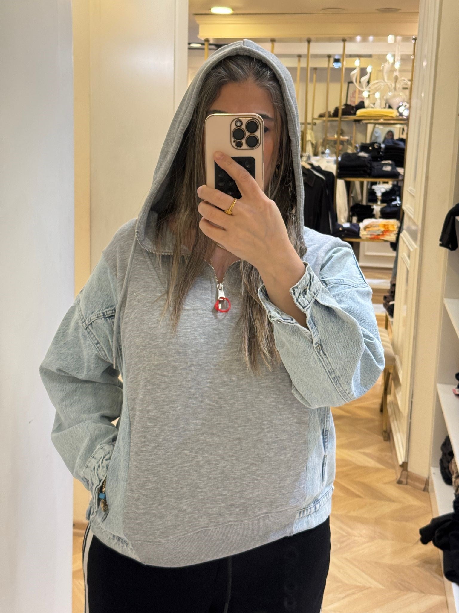 Gri Kapüşonlu Denim Detaylı Sweat