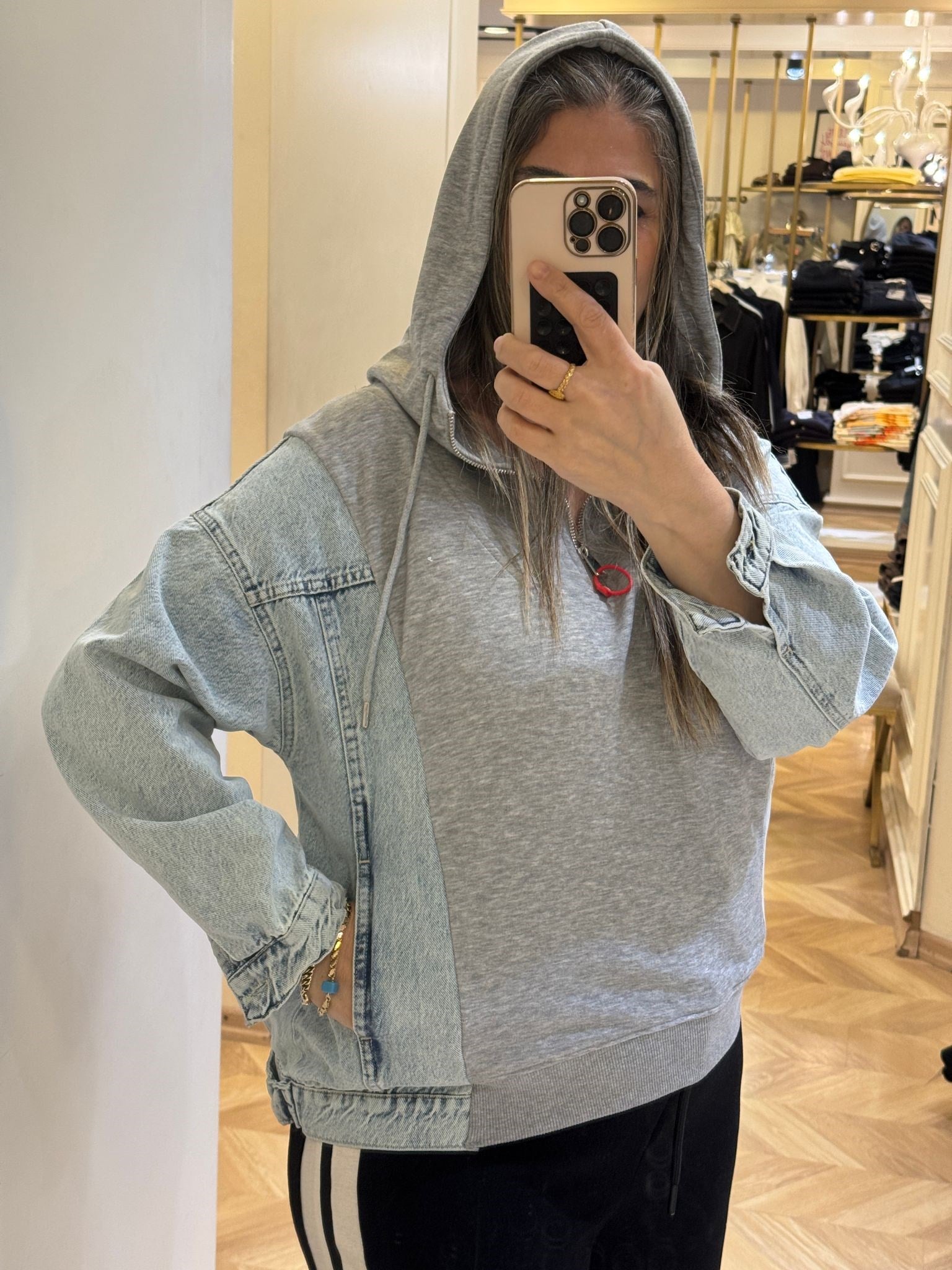 Gri Kapüşonlu Denim Detaylı Sweat