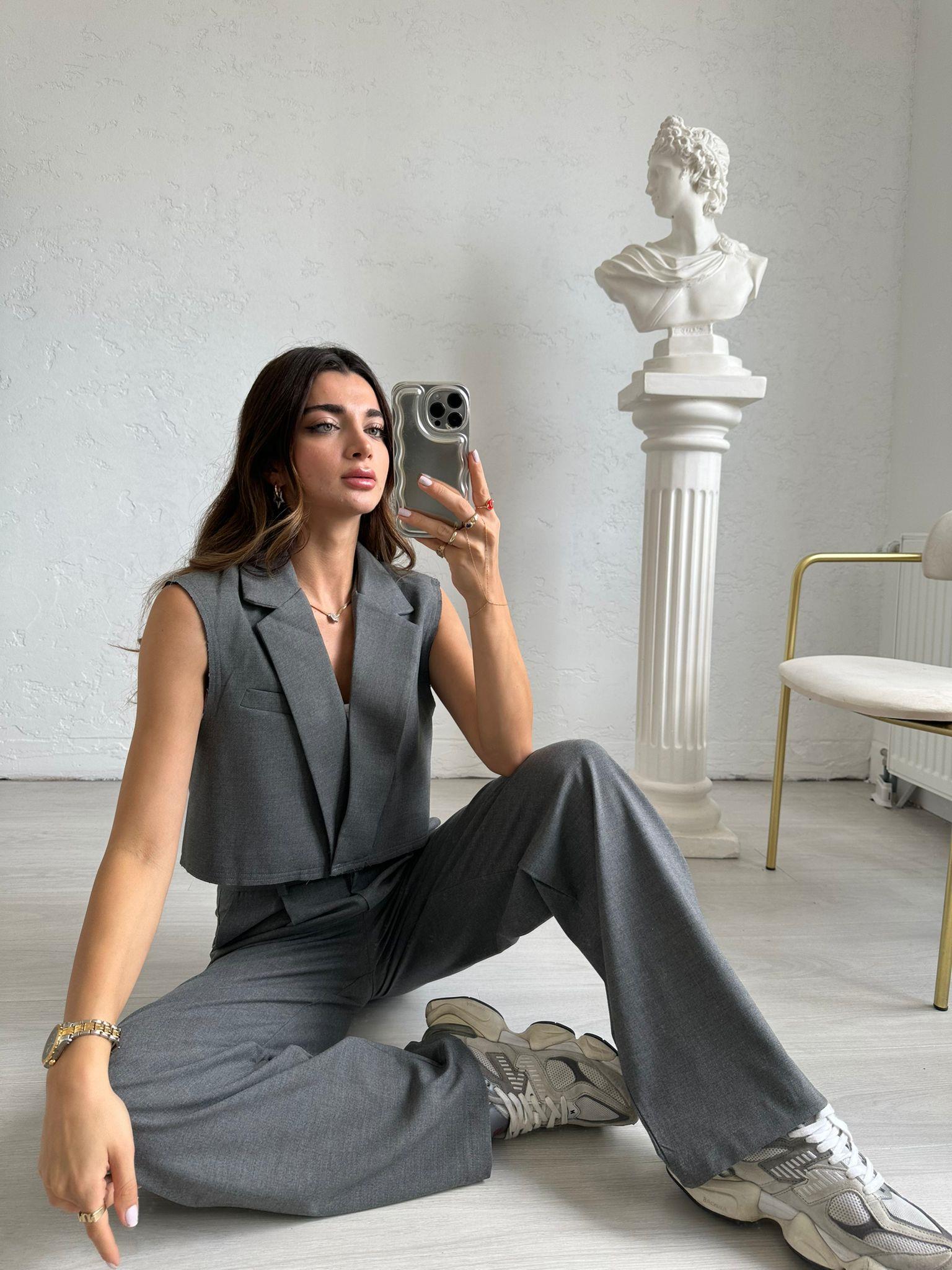 Gri Luna Takım