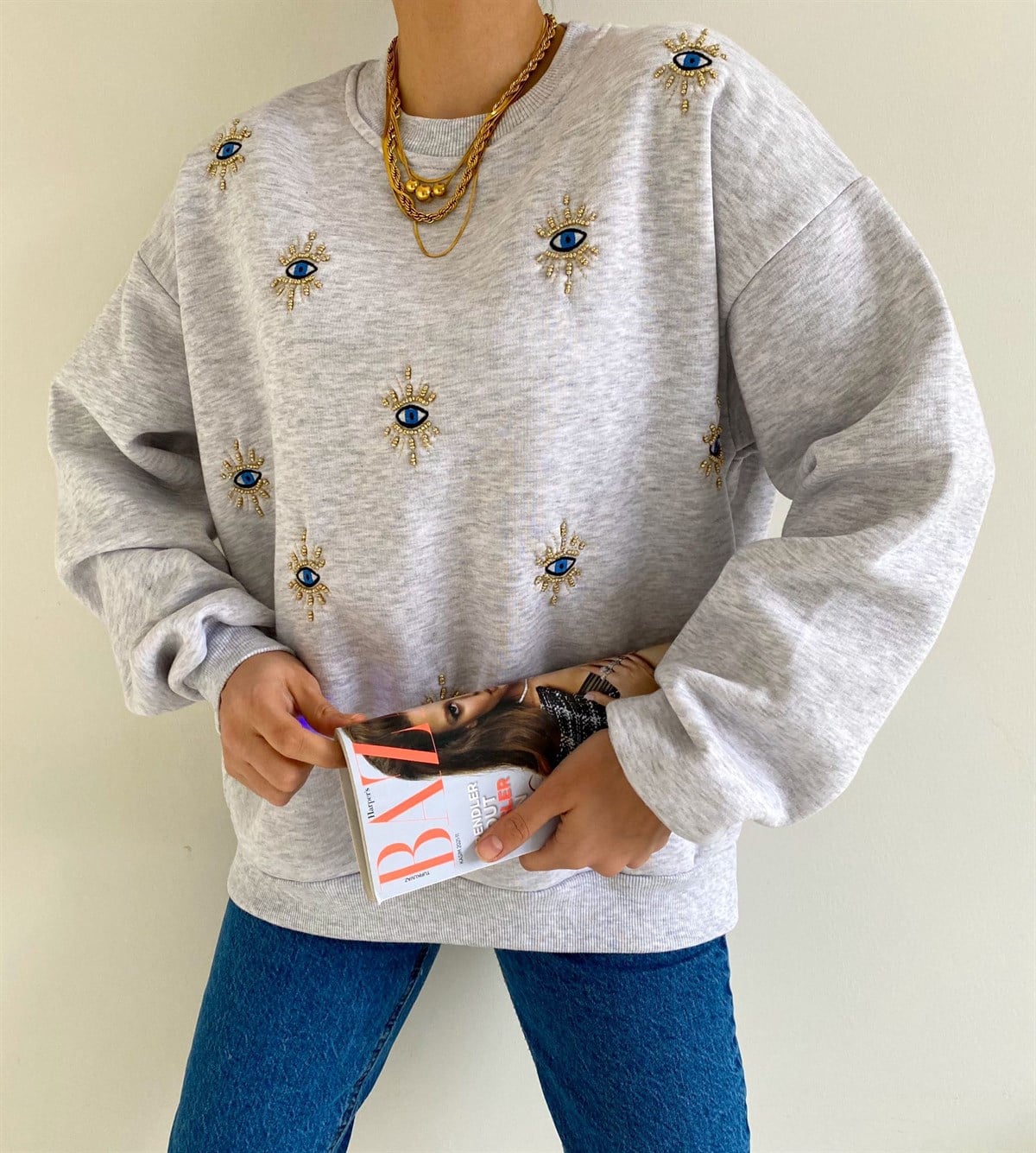 Gri Nakışlı Sweat