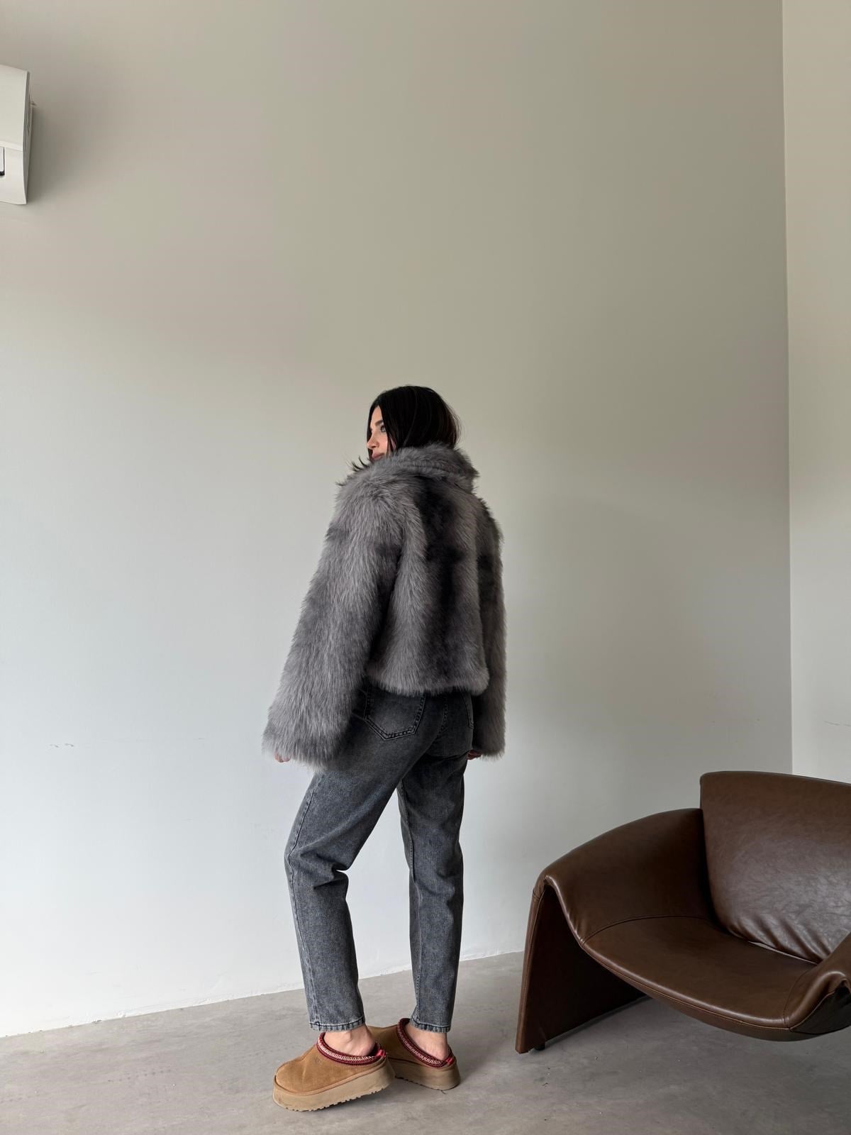 Gri Peluş Kürk