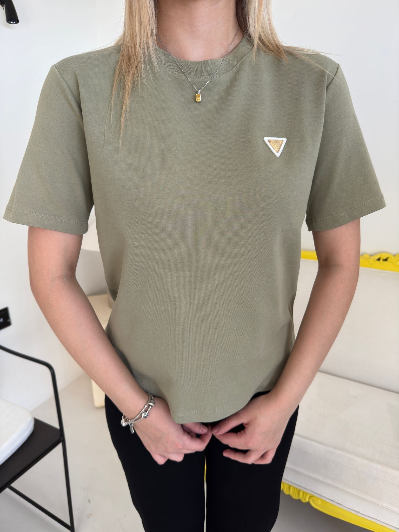 Haki Üçgen Marka Model Basic Tişört