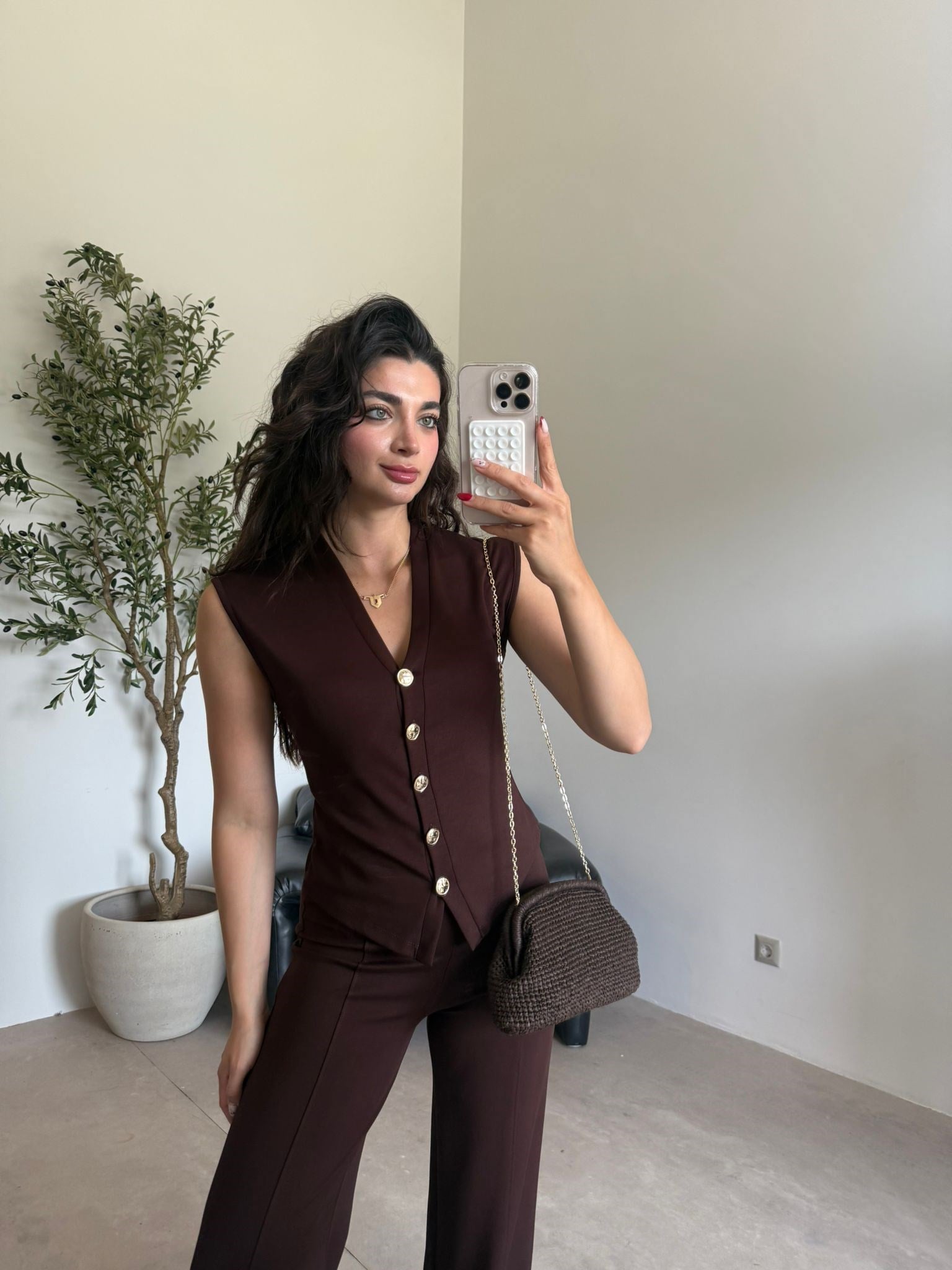 Kahve Biyeli Gold Düğmeli Yelek Takım