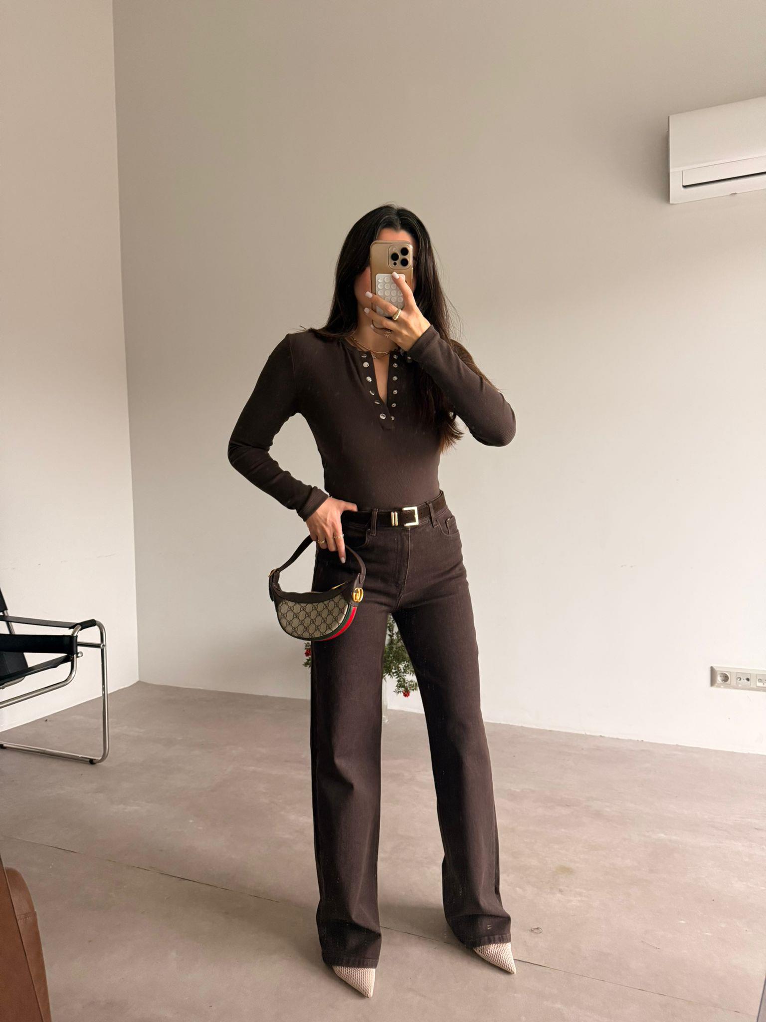 Kahve Çıtçıtlı Basic Bluz