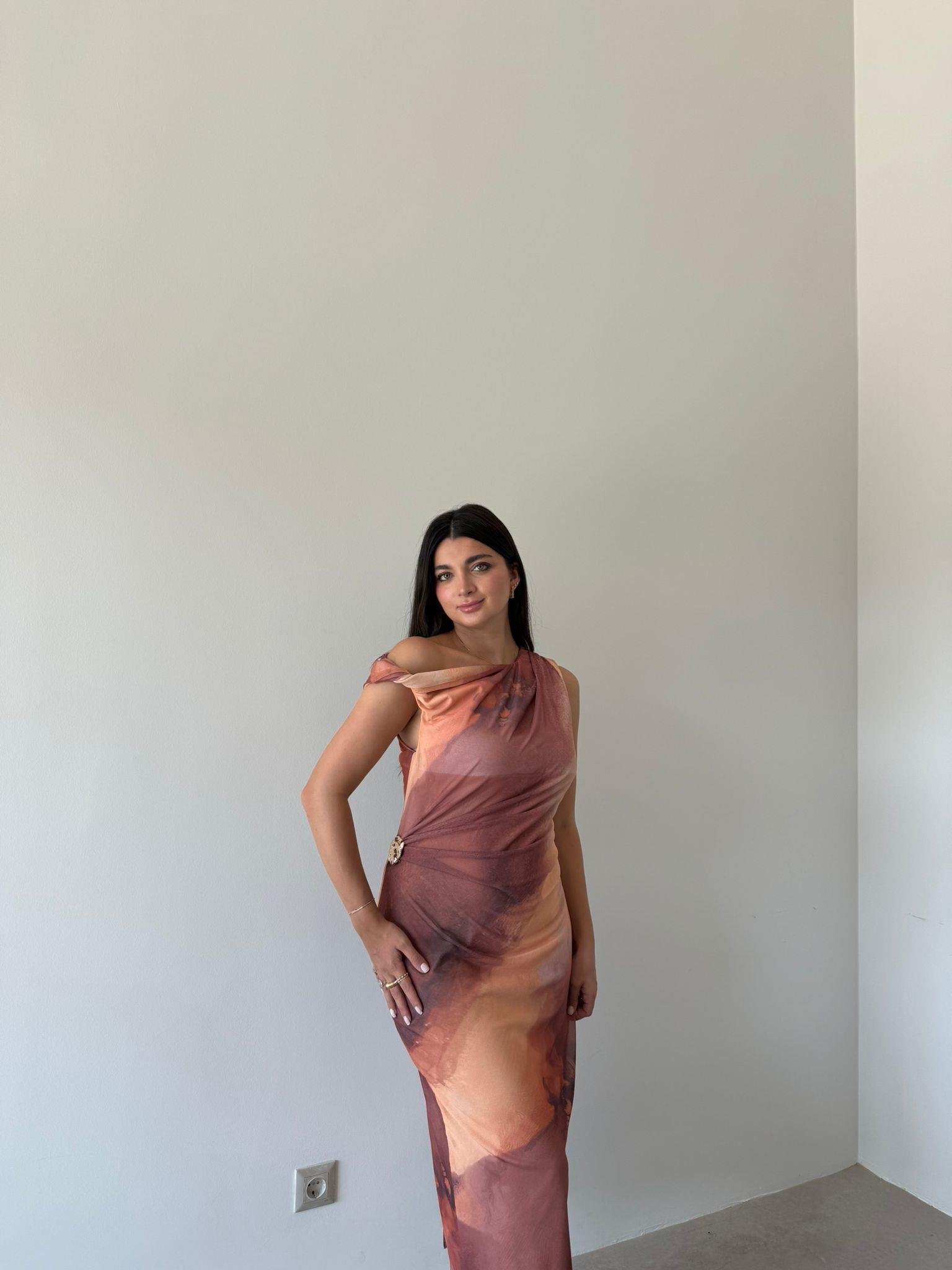 Kahve Drapeli Toka Detaylı Tül Elbise