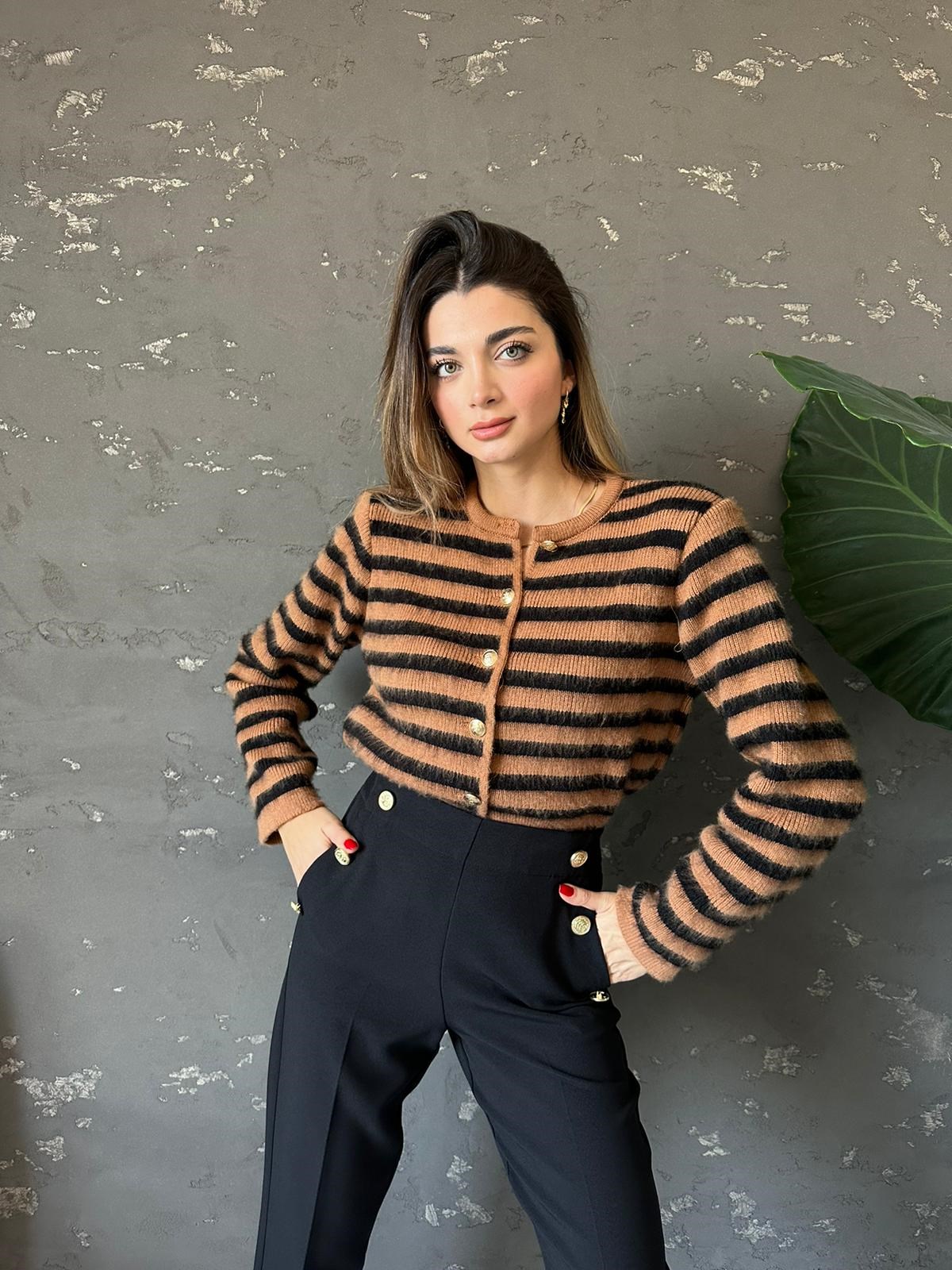 Kahve Siyah Çizgili Vatkalı Hırka