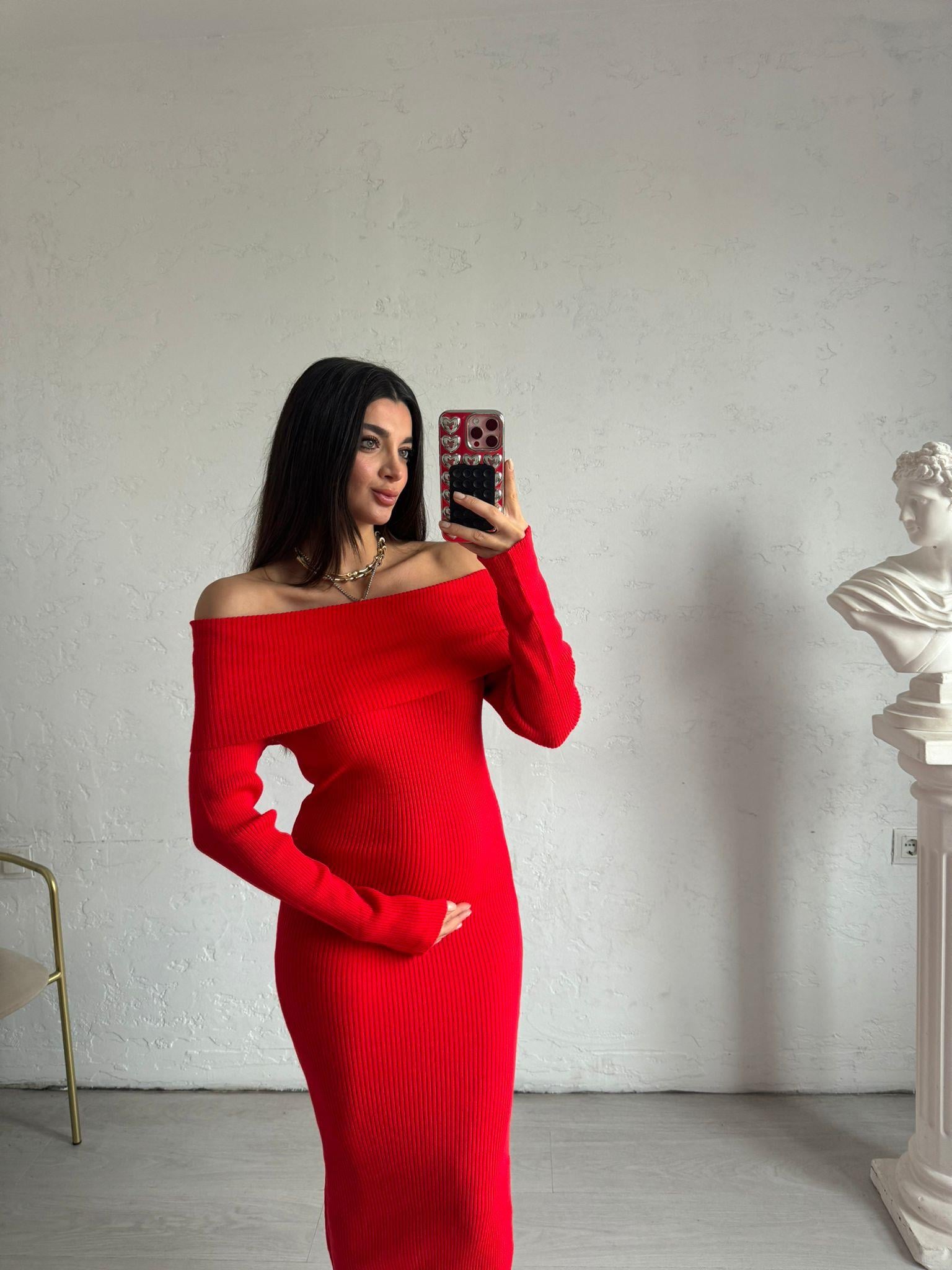 Kırmızı Madonna Yaka Triko Elbise