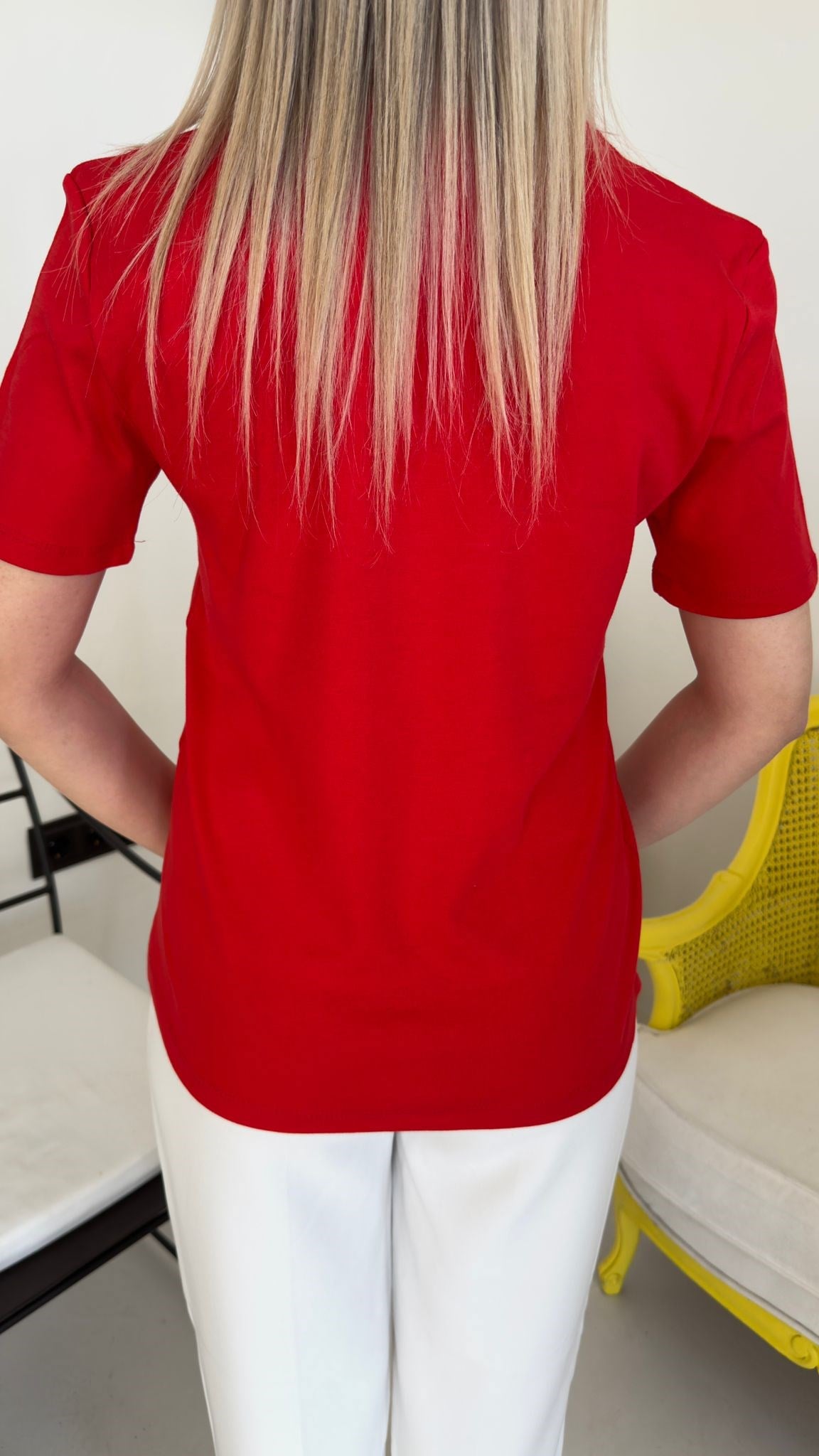 Kırmızı Marka Model Mila Tişört