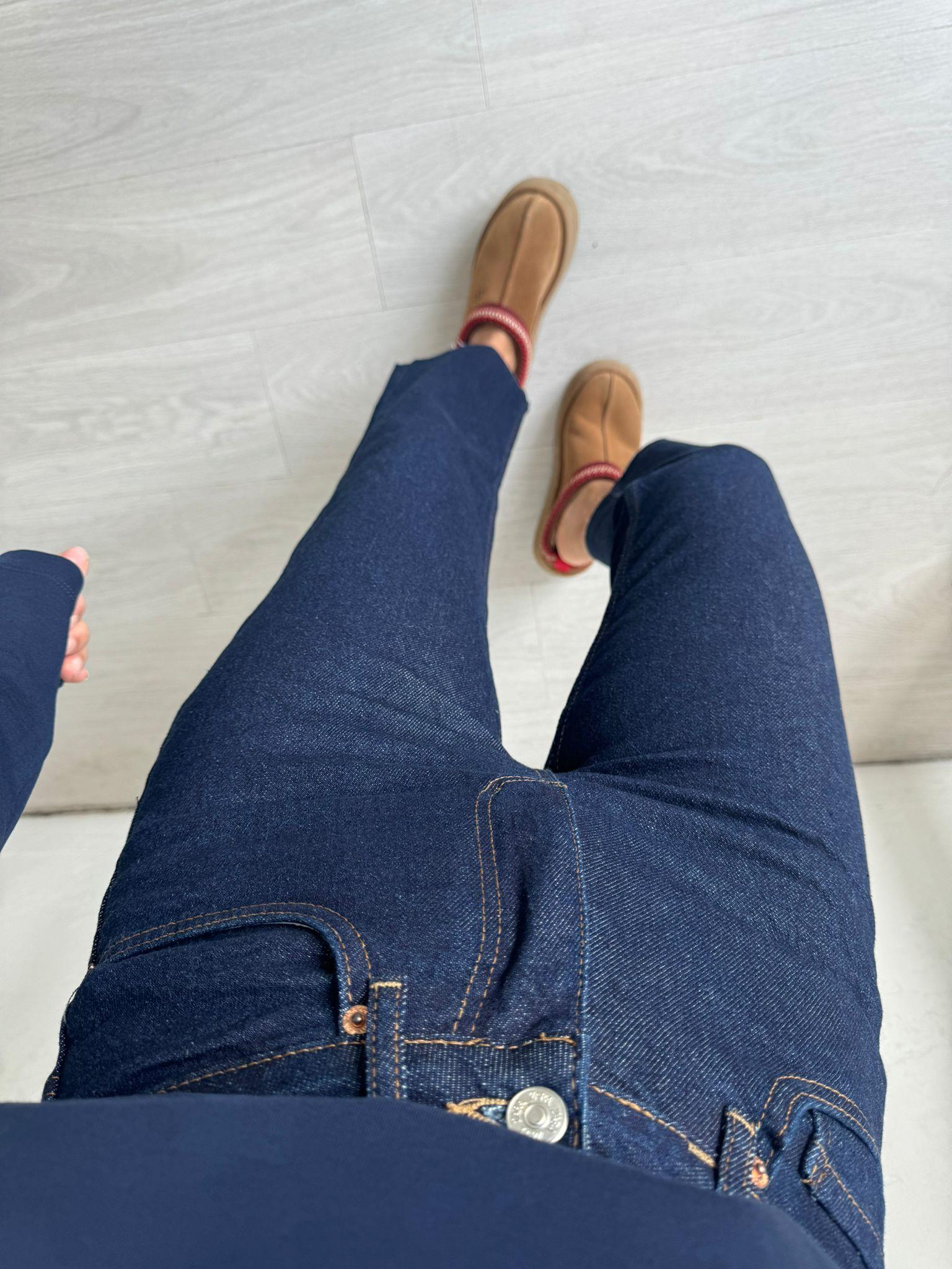 Koyu Lacivert Kesik Paça Rozy Bf Jean