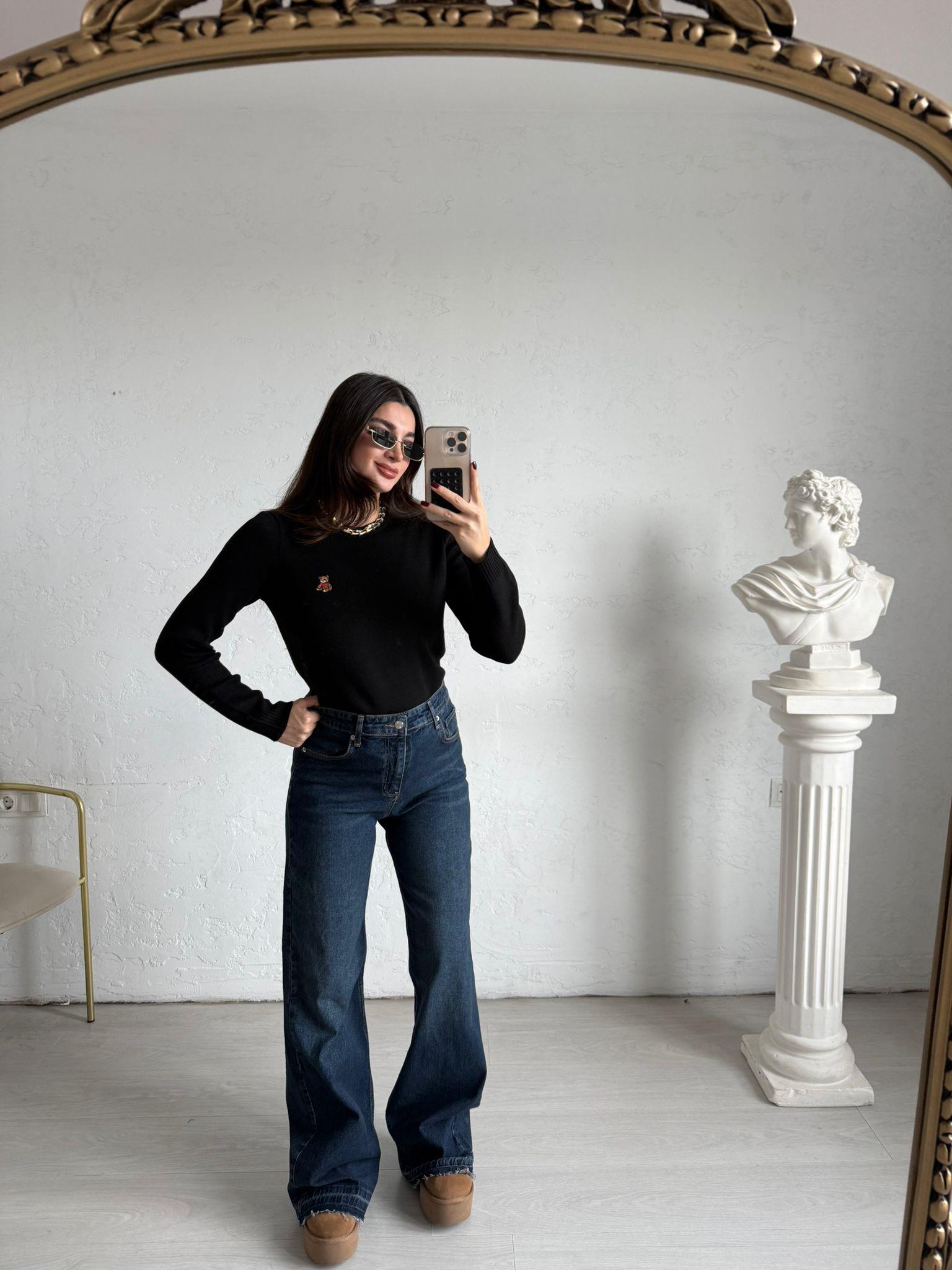 Koyu Mavi Marka Model Kesik Paça Jean