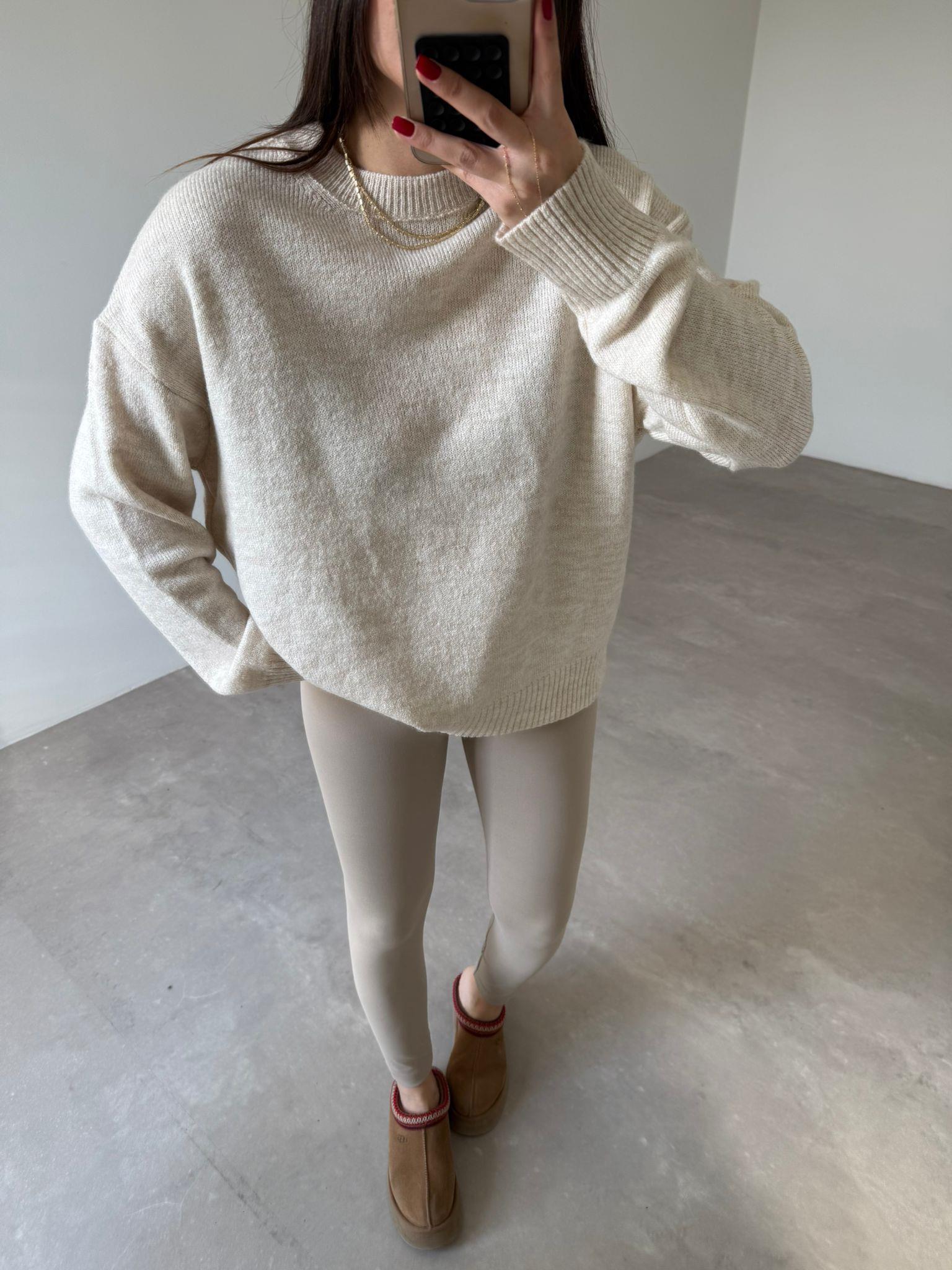 Krem Bisiklet Yaka Oversize Kazak
