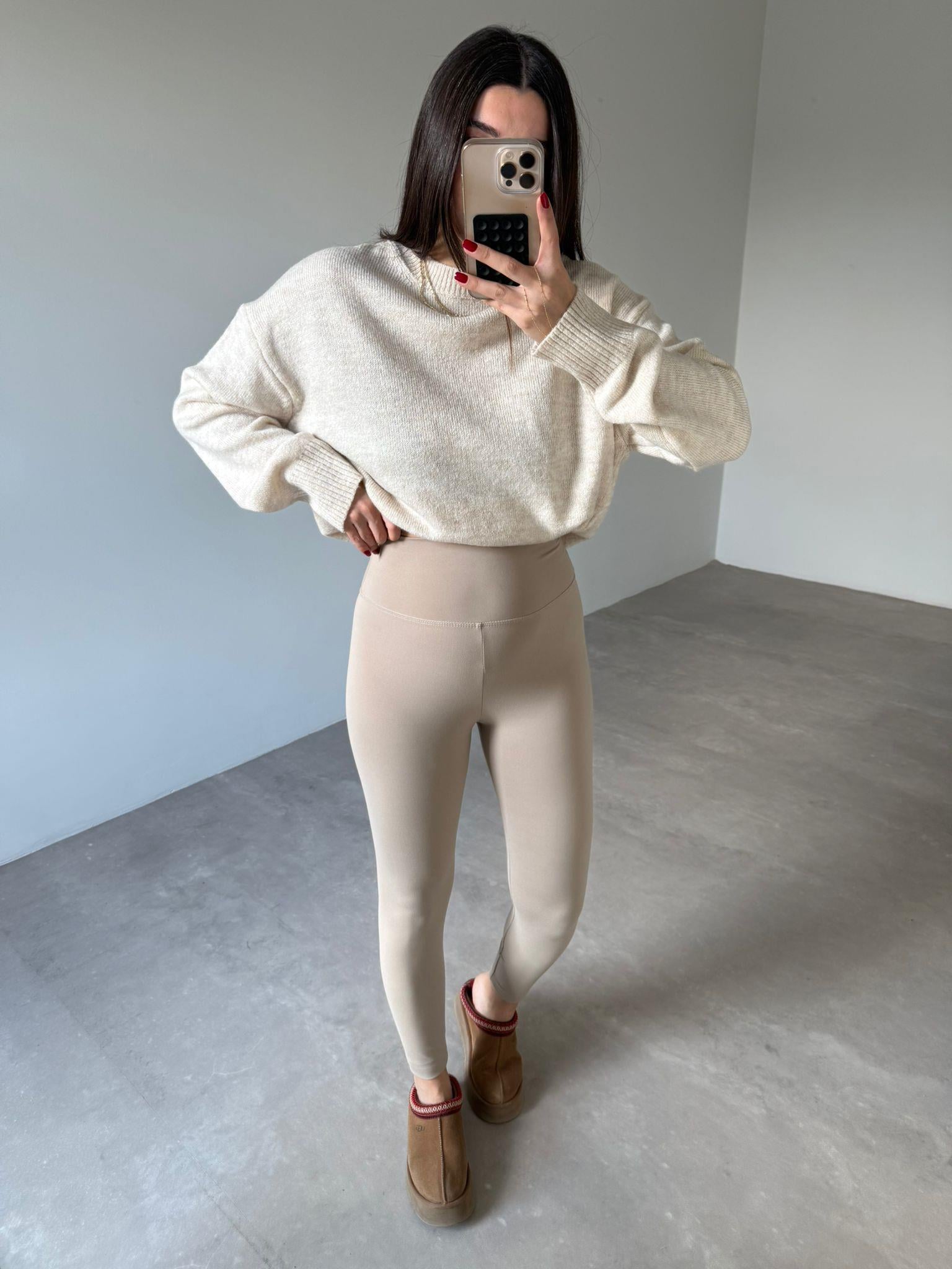 Krem Bisiklet Yaka Oversize Kazak