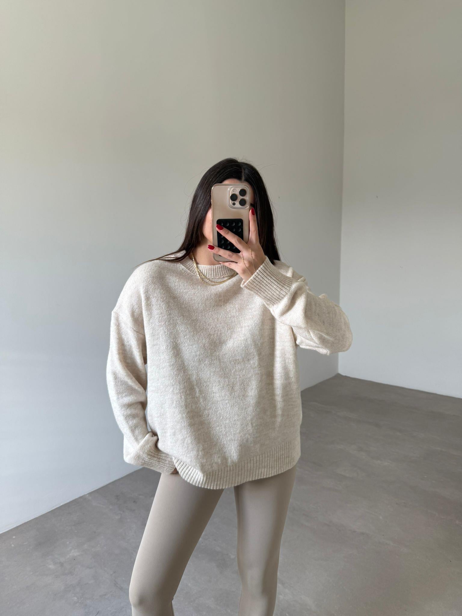 Krem Bisiklet Yaka Oversize Kazak