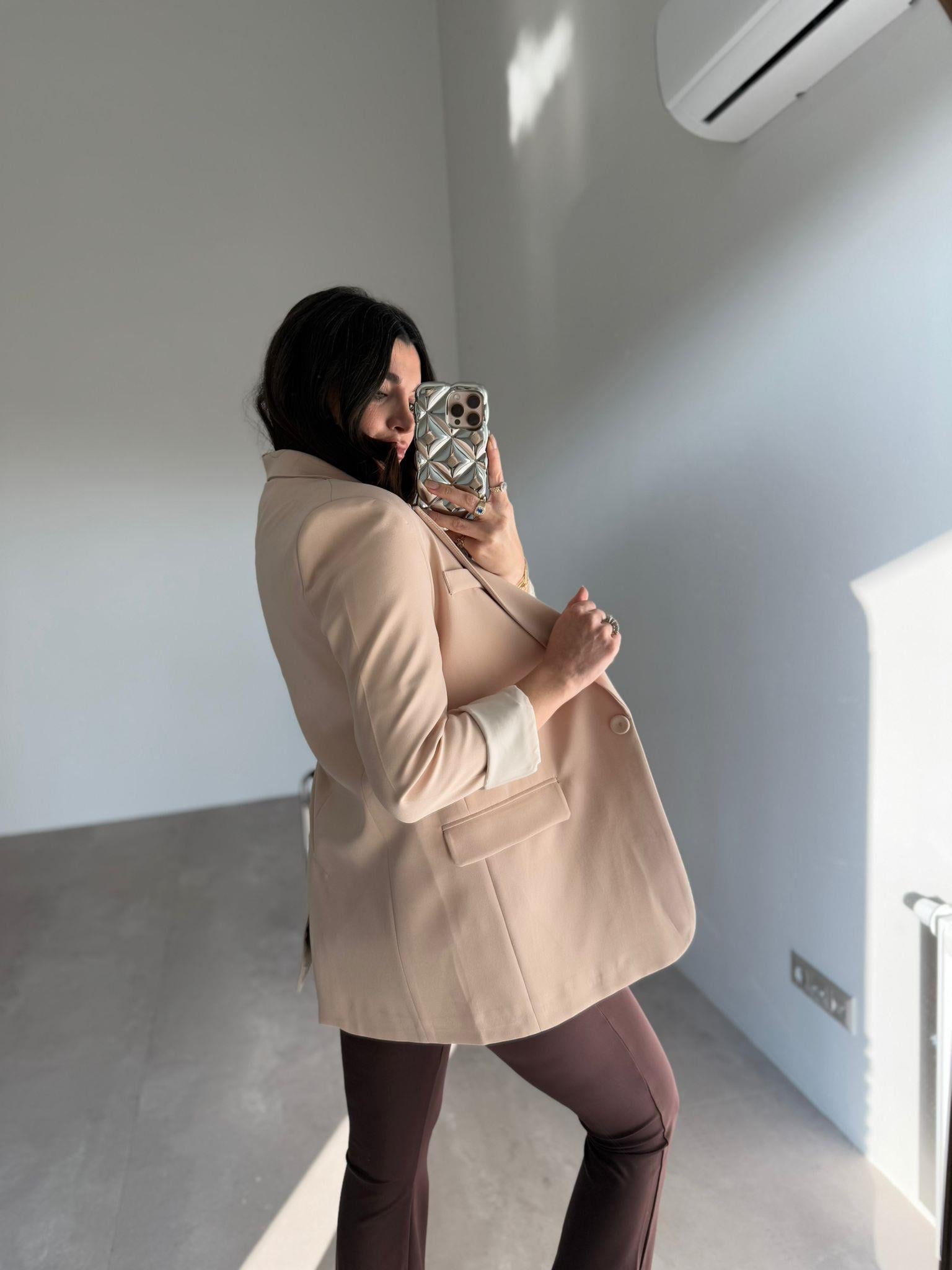 Krem Cep Detaylı Blazer Ceket