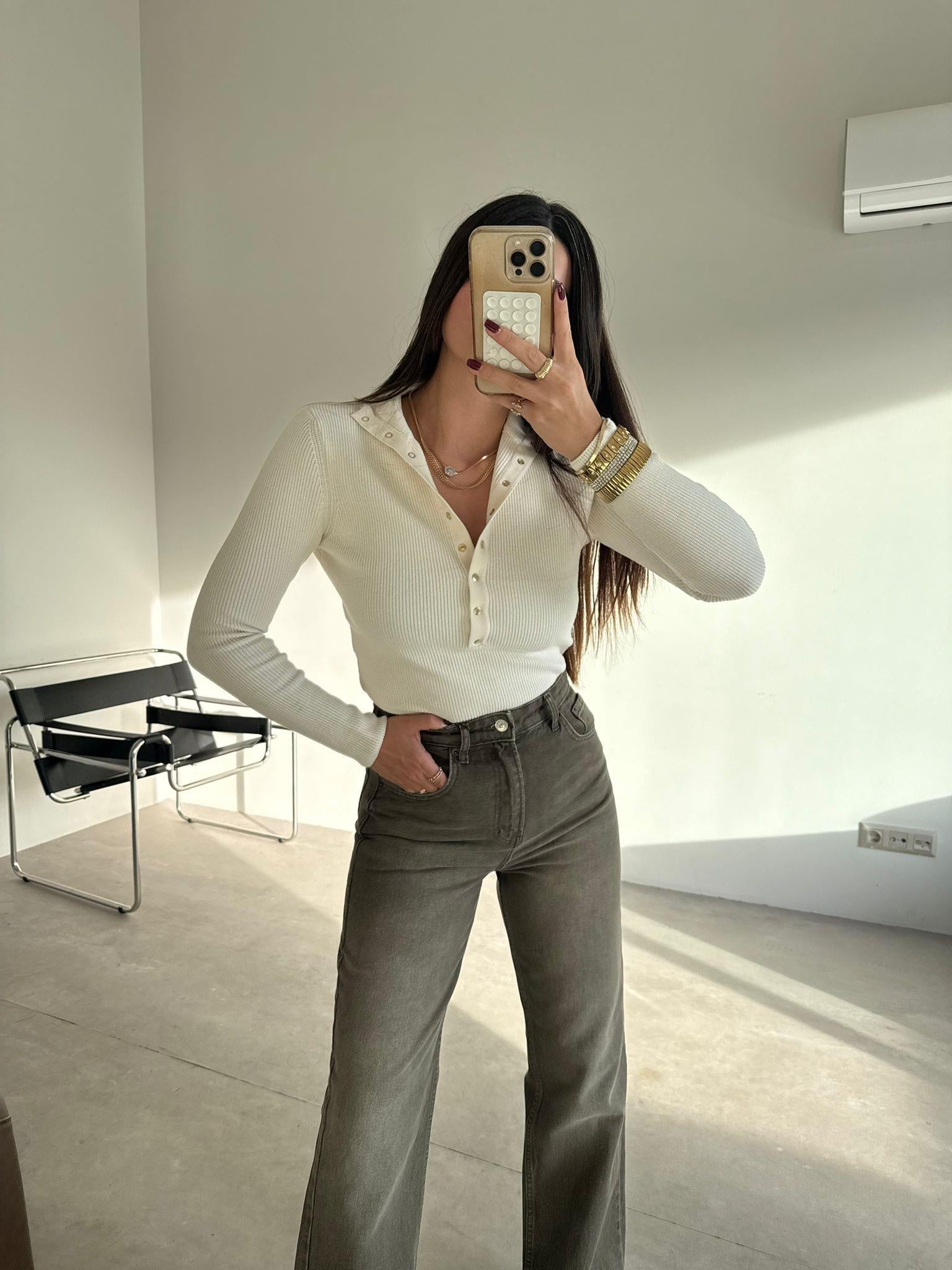 Krem Çıtçıtlı Triko Kazak