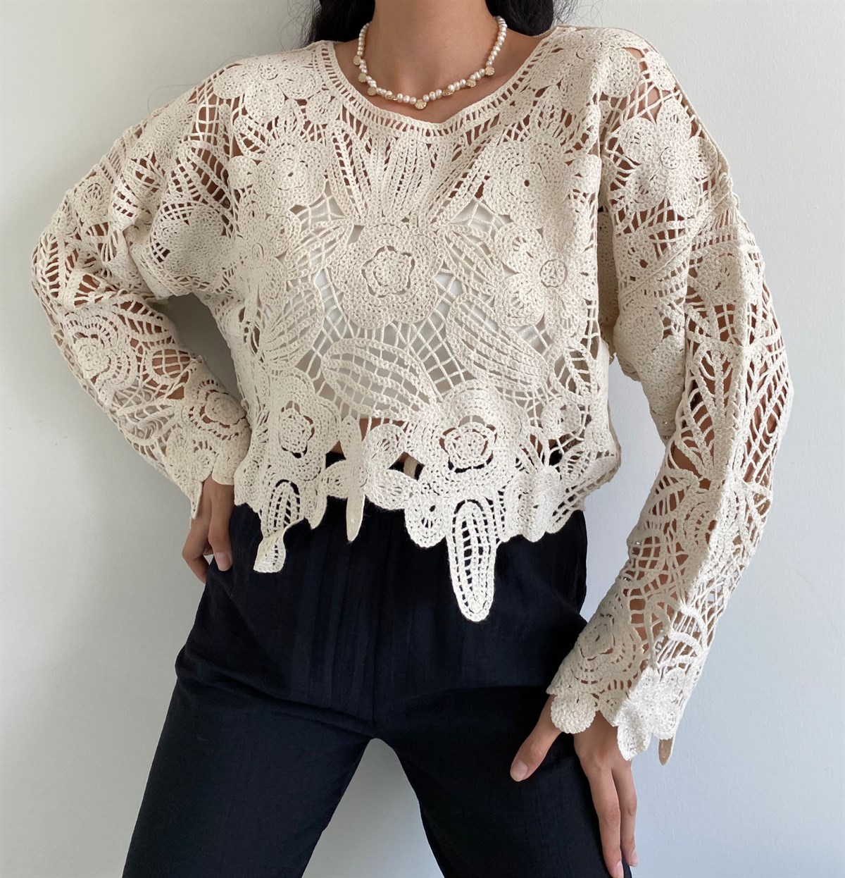 Krem Dantel Crop Bluz