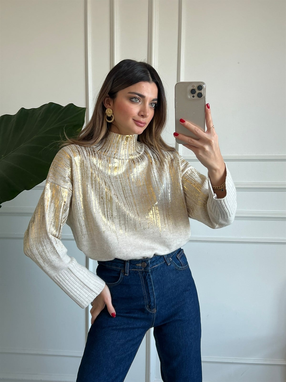 Krem Gold Desenli Kazak