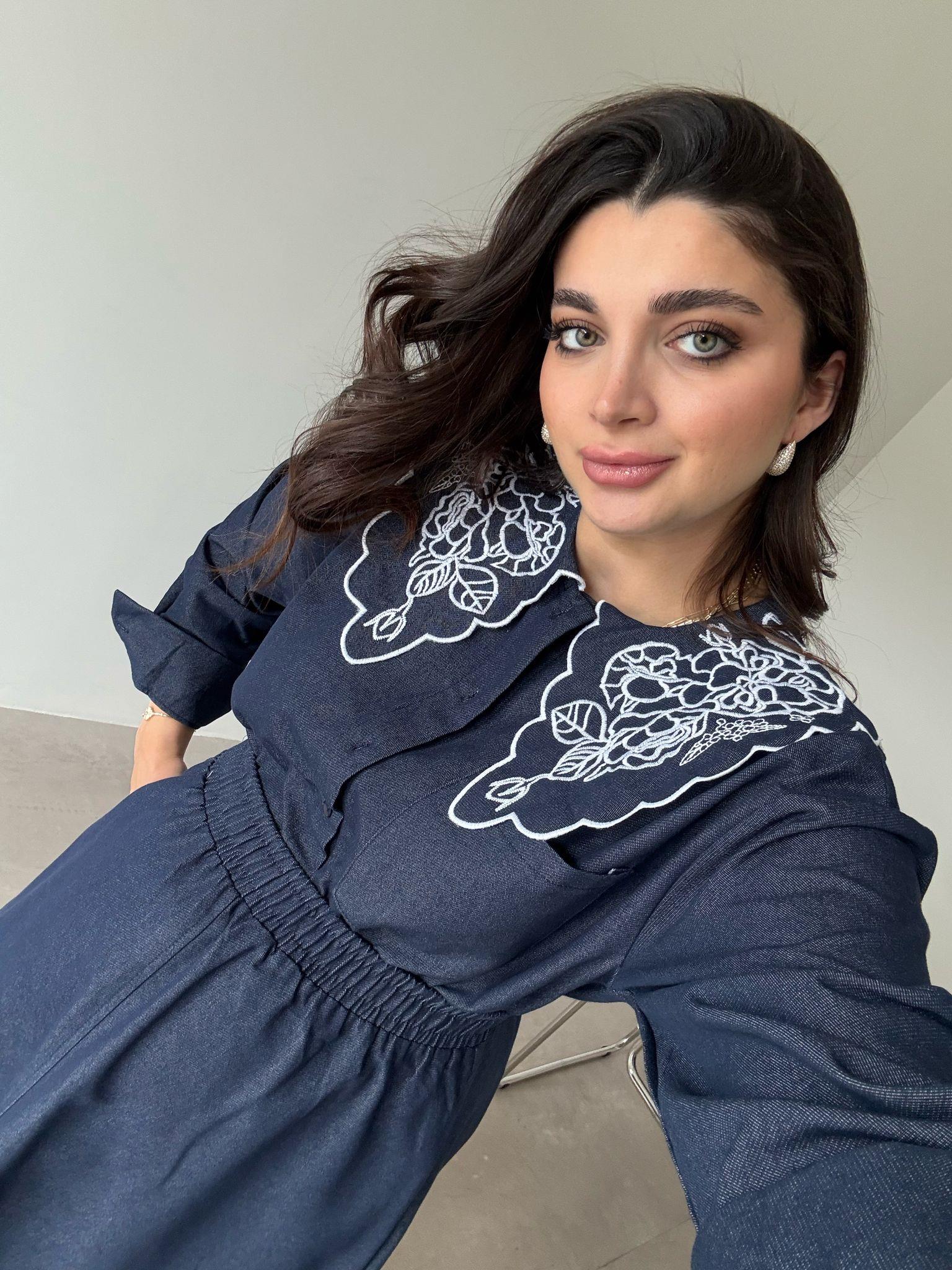 Lacivert Bebe Yaka Nakışlı Denim Gömlek