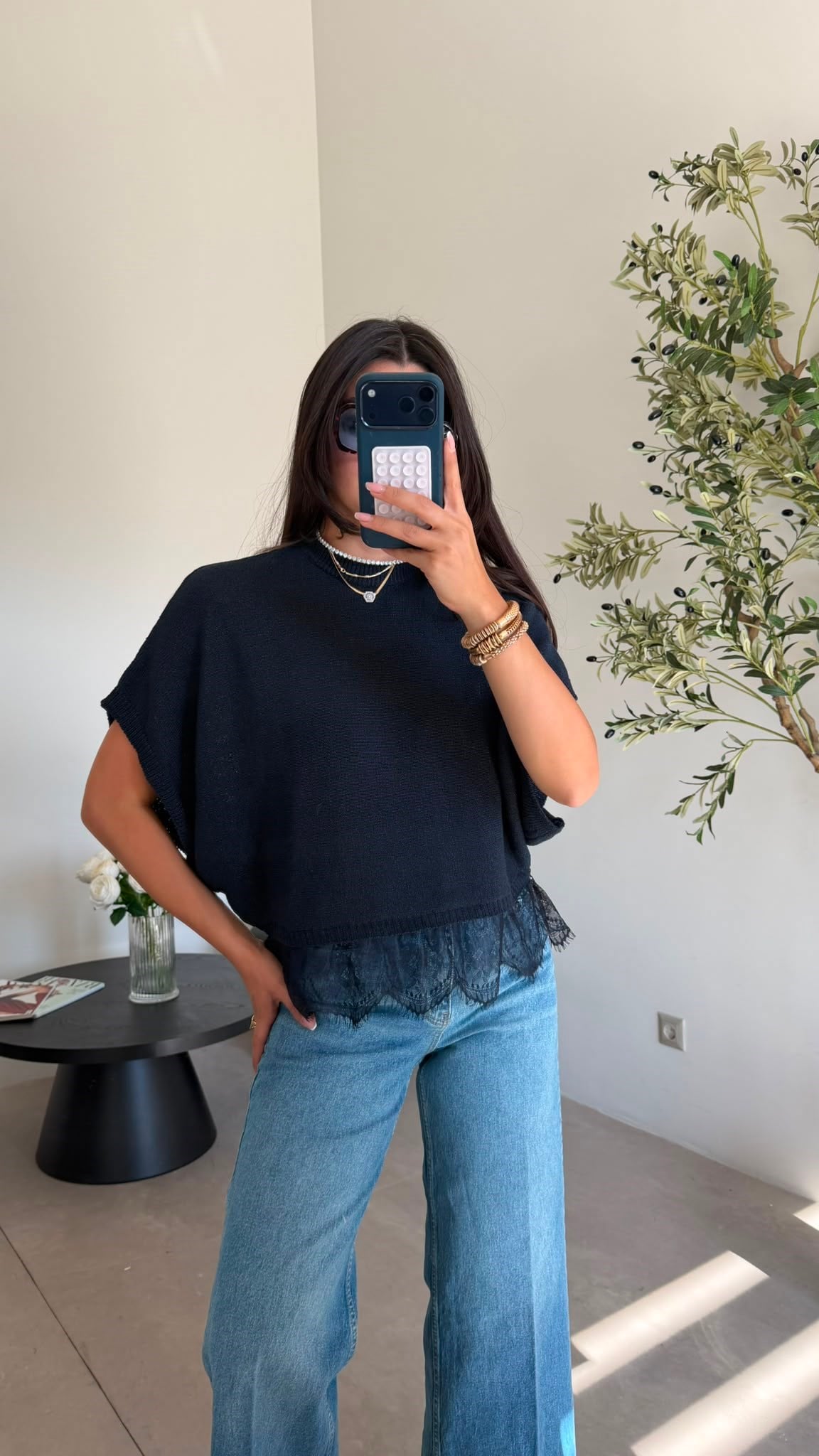 Lacivert Dantel Detaylı Yarasa Kol Bluz
