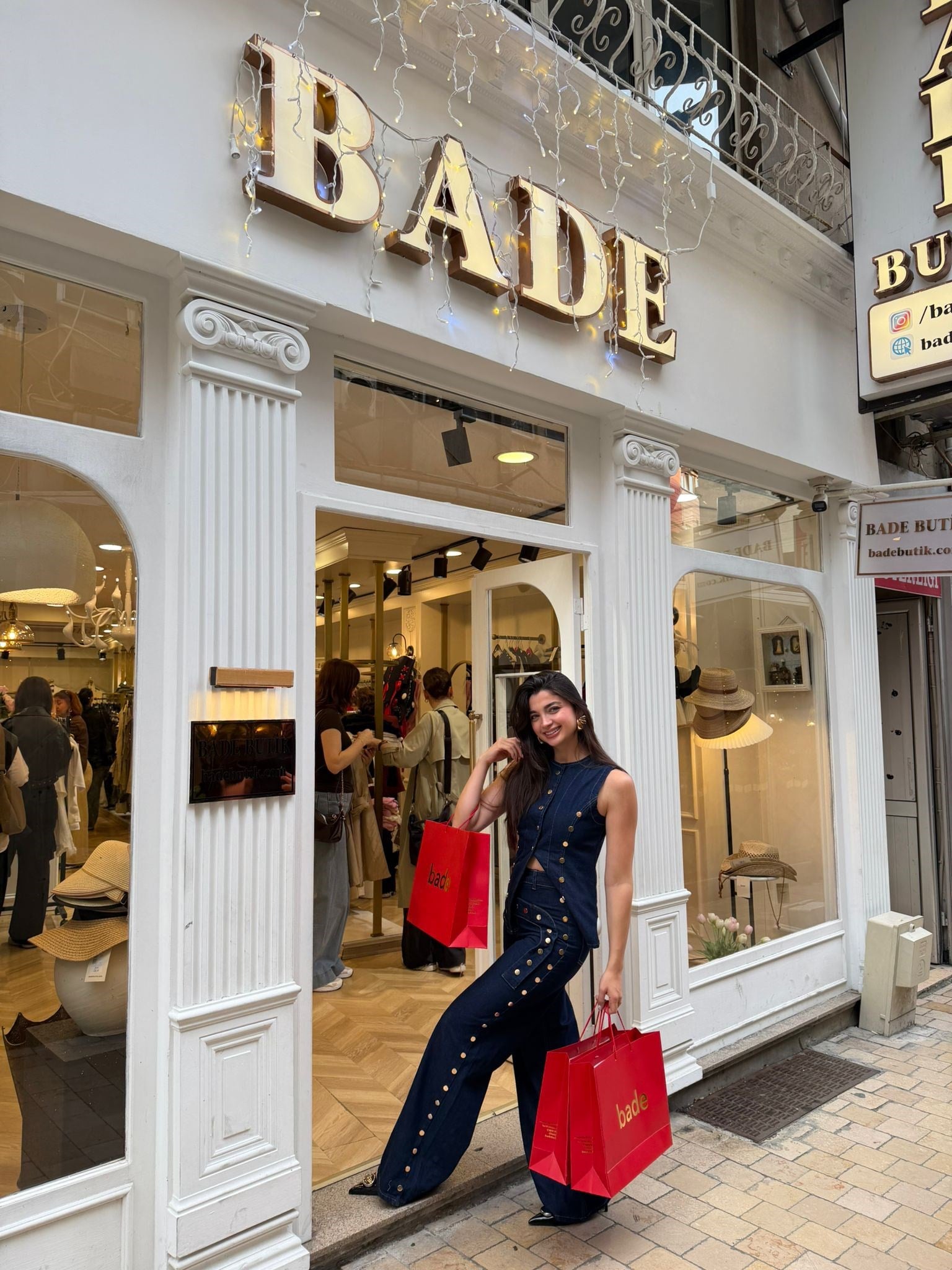 Lacivert Gold Düğmeli Yelekli Denim Takım