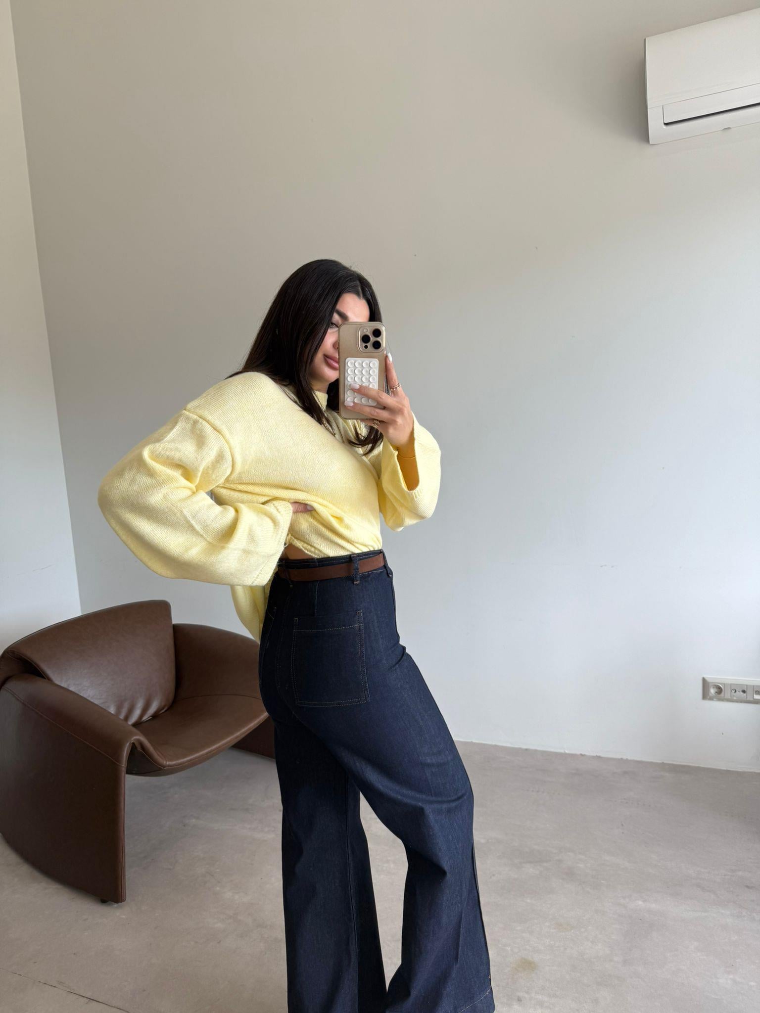 Lacivert Kemerli Biye Detaylı Jean