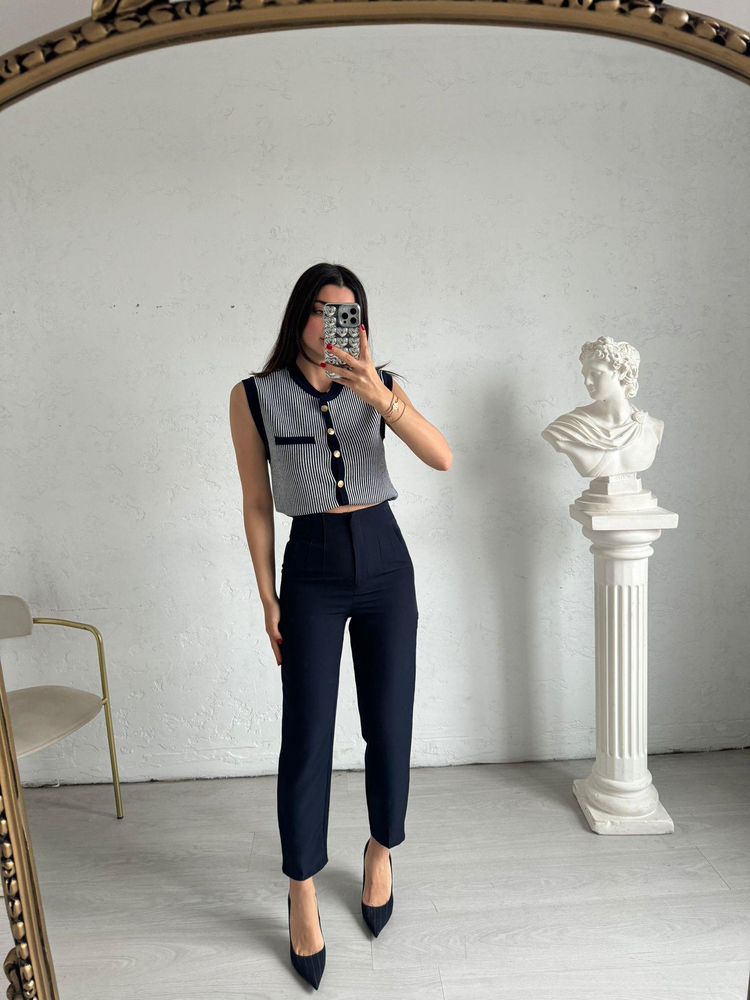 Lacivert Pens Detaylı Havuç Pantolon