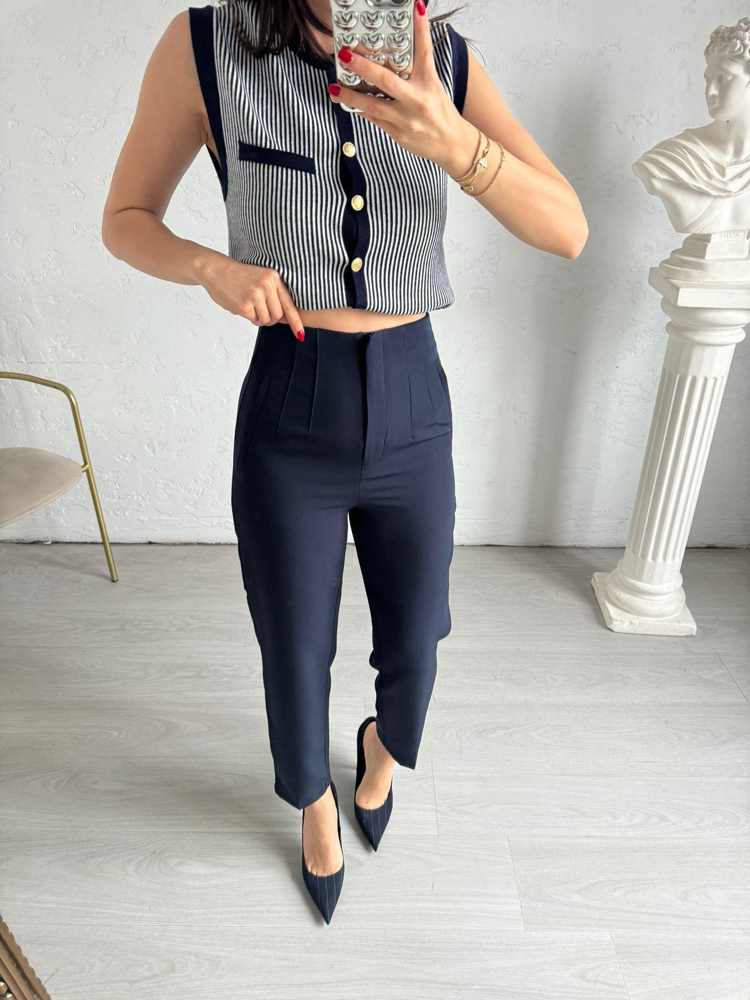 Lacivert Pens Detaylı Havuç Pantolon
