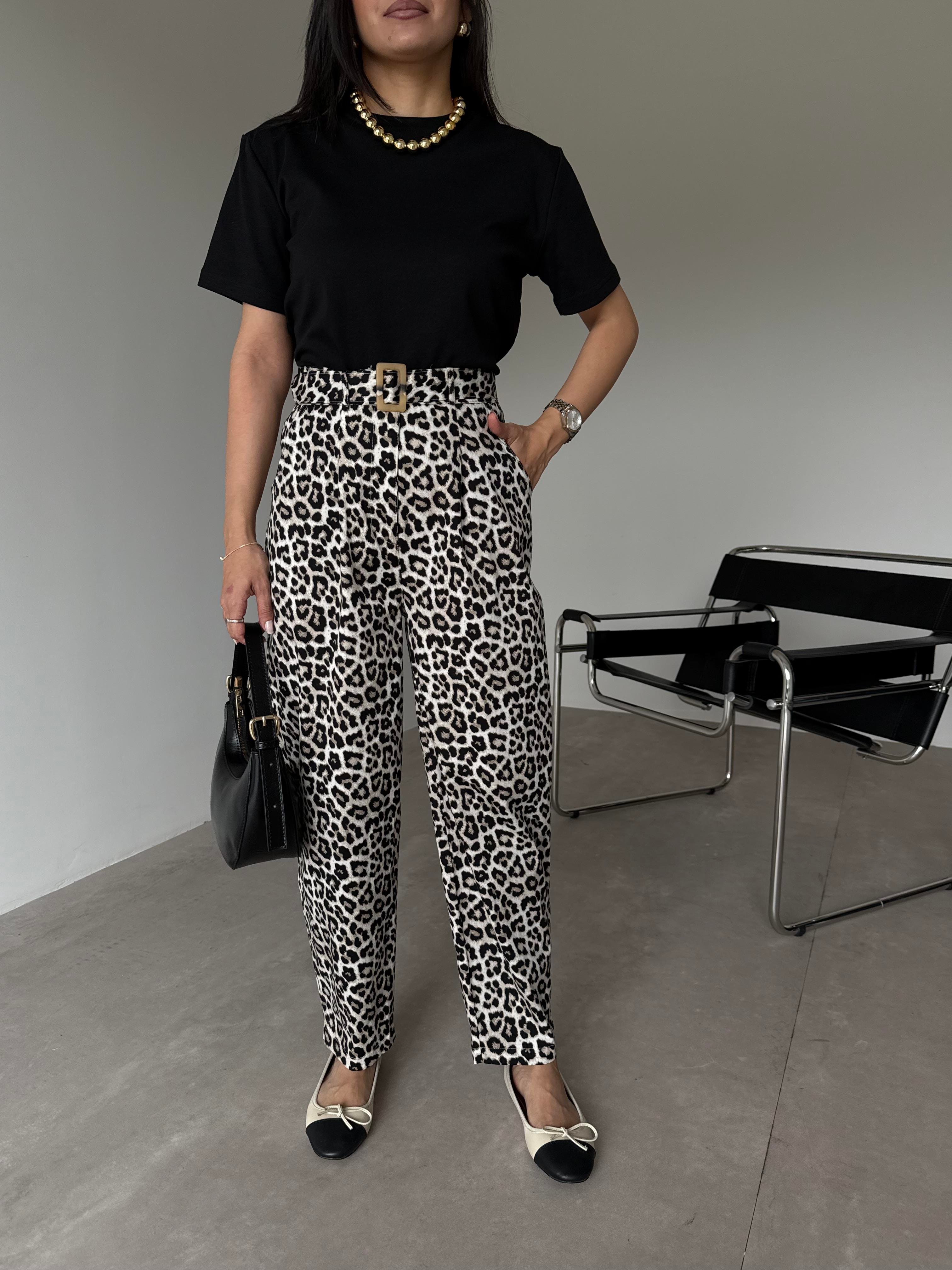 Leopar Desenli Kemerli Pantolon