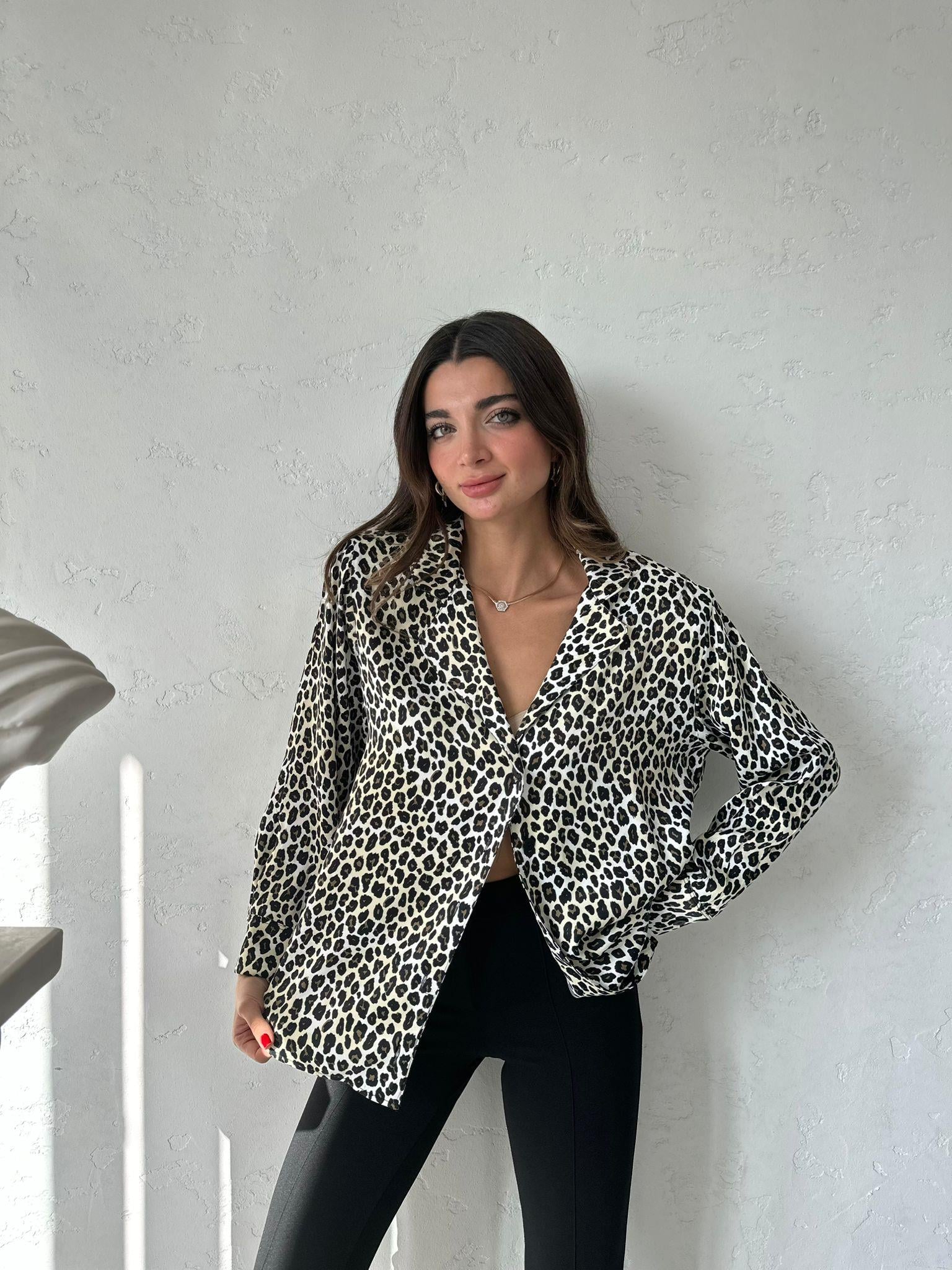 Leopar Vatkalı Saten Gömlek