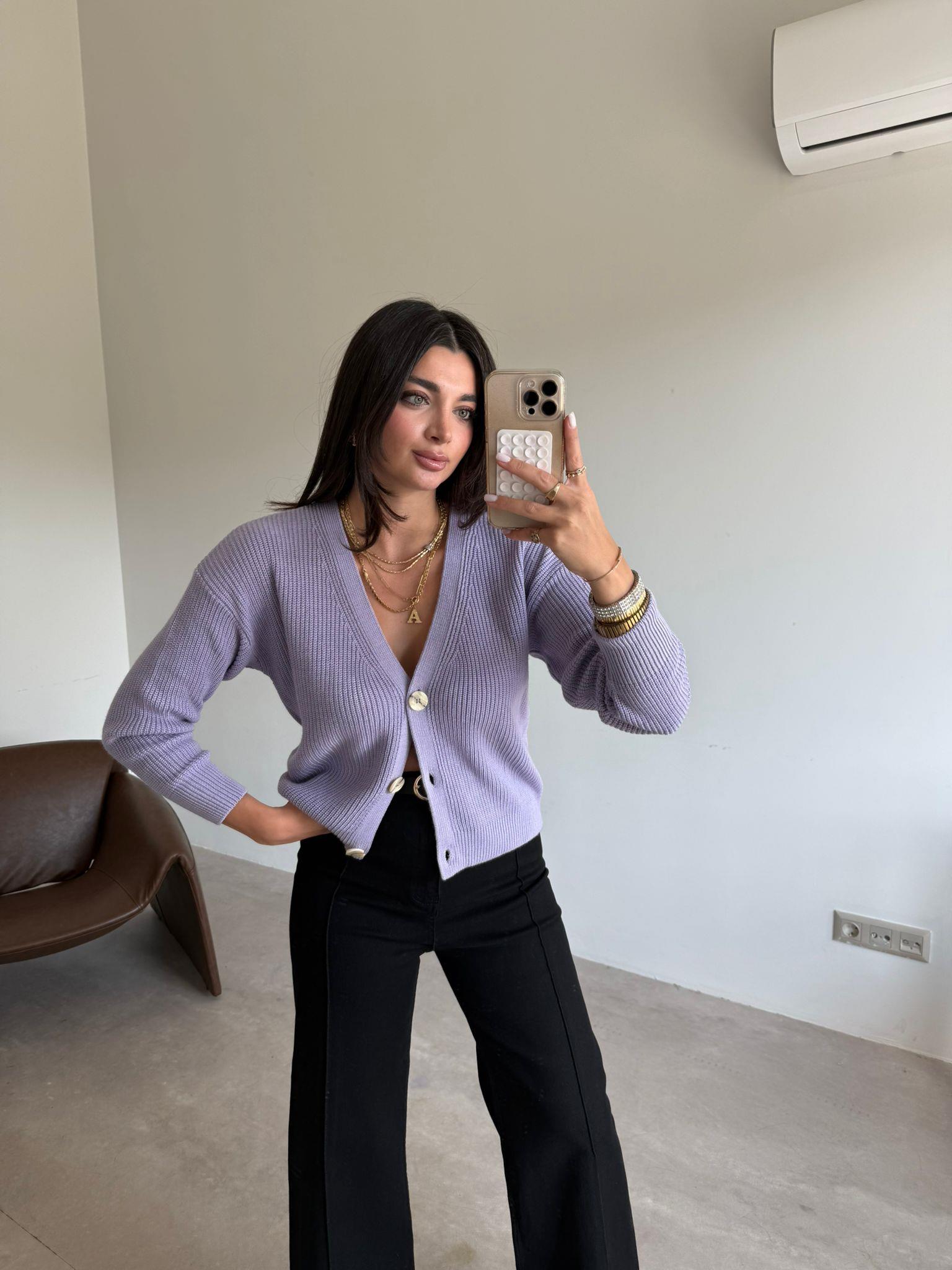 Lila Üç Düğmeli Basic Hırka