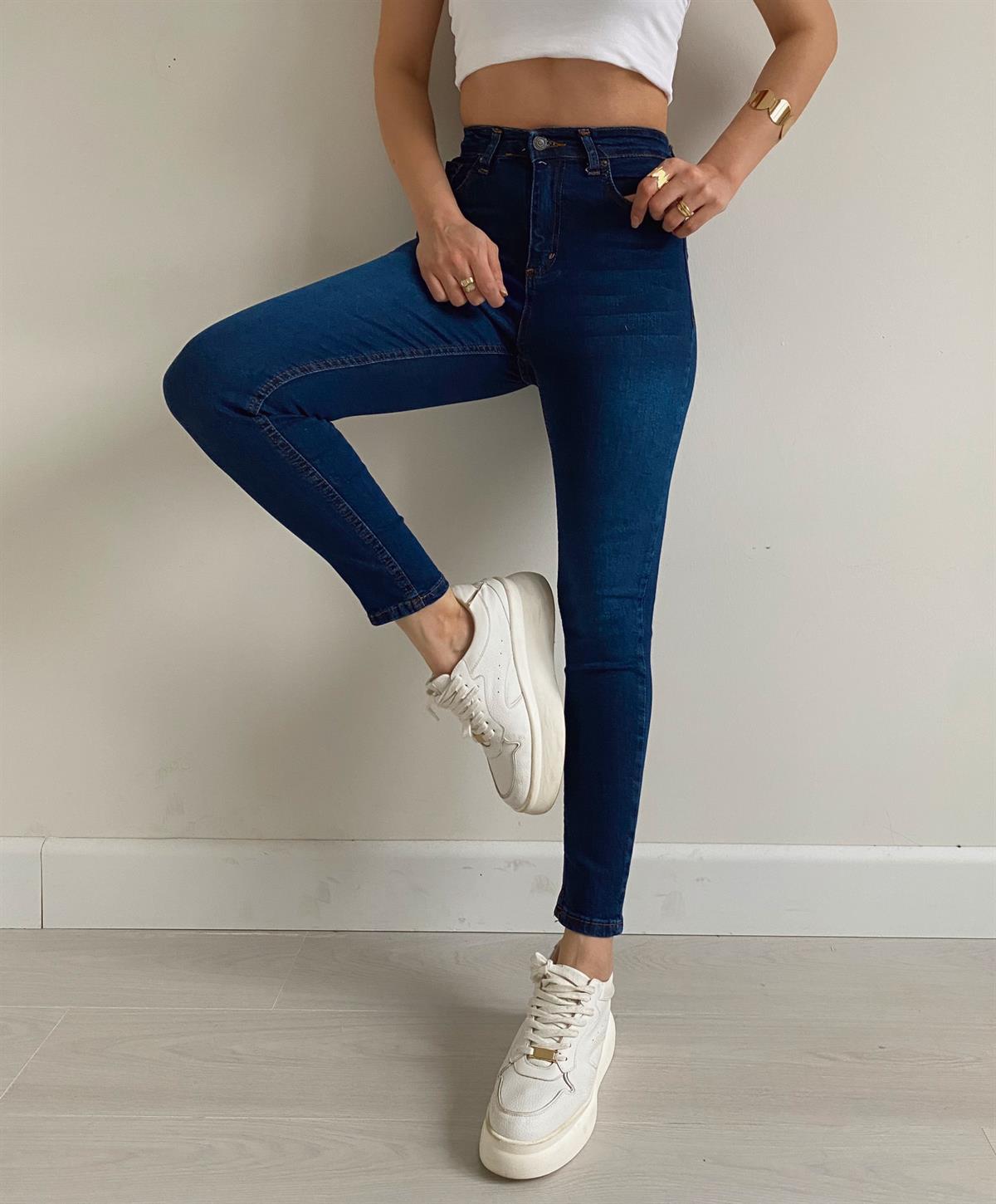 Mavi Taşlanmış Big Size Skinny Jean