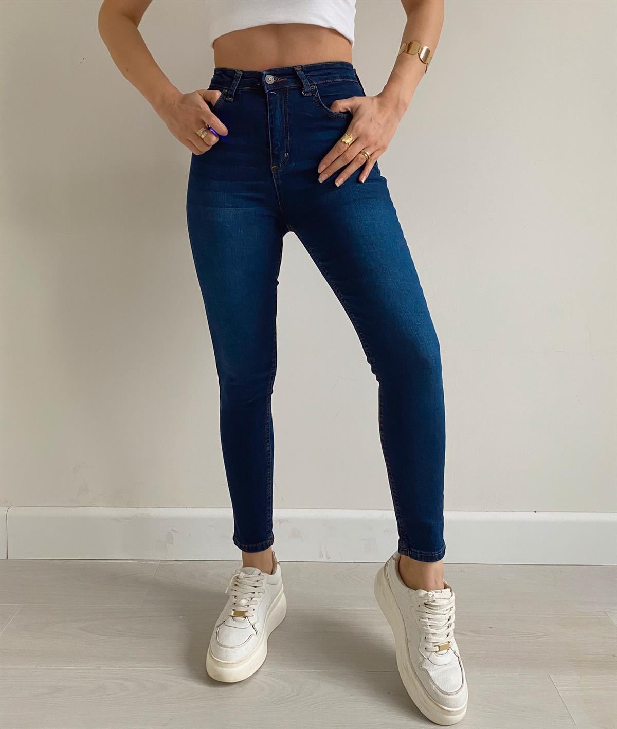 Mavi Taşlanmış Big Size Skinny Jean