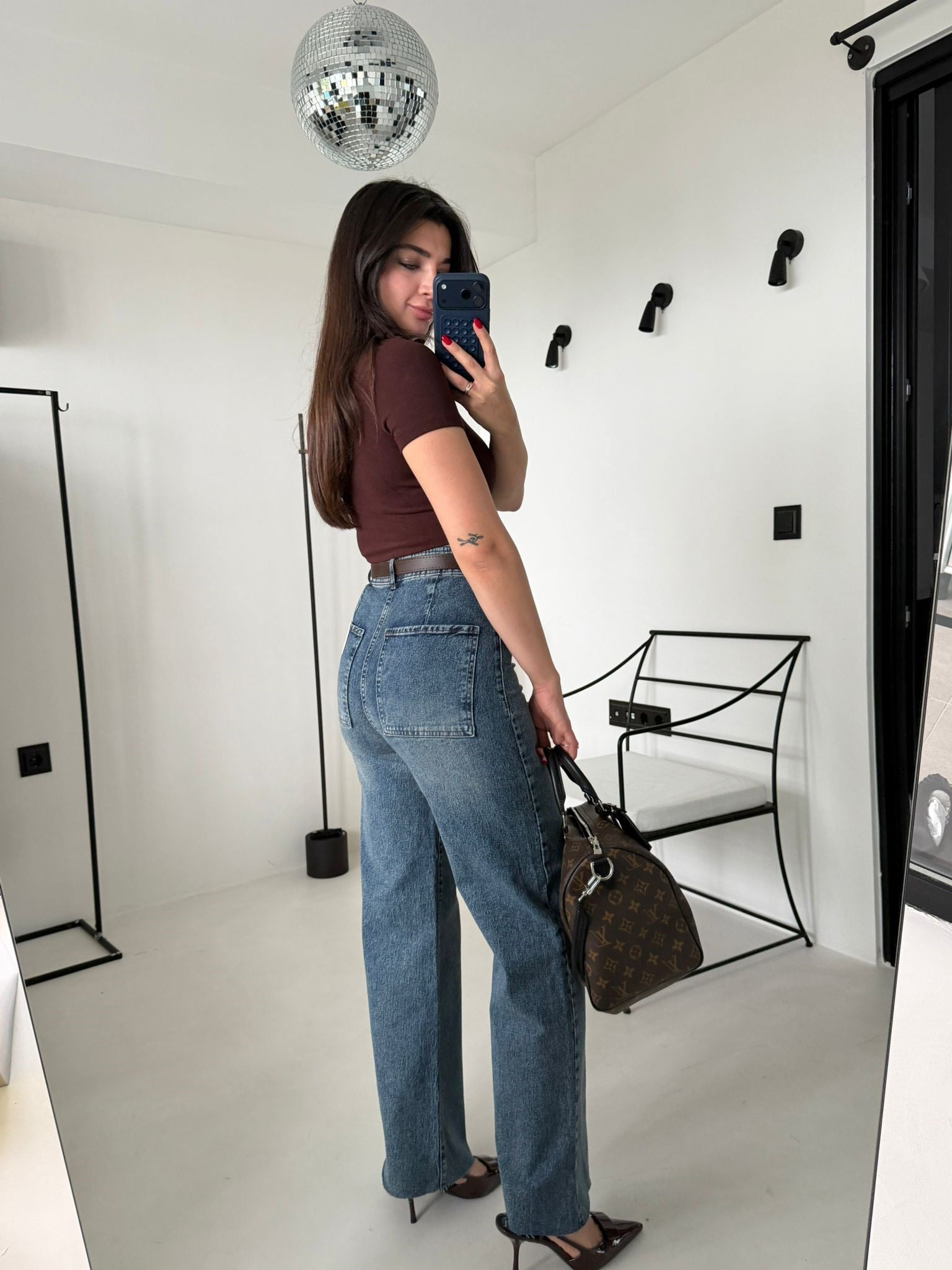Mavi Ultra Yüksek Bel Pensli Kemerli Jean
