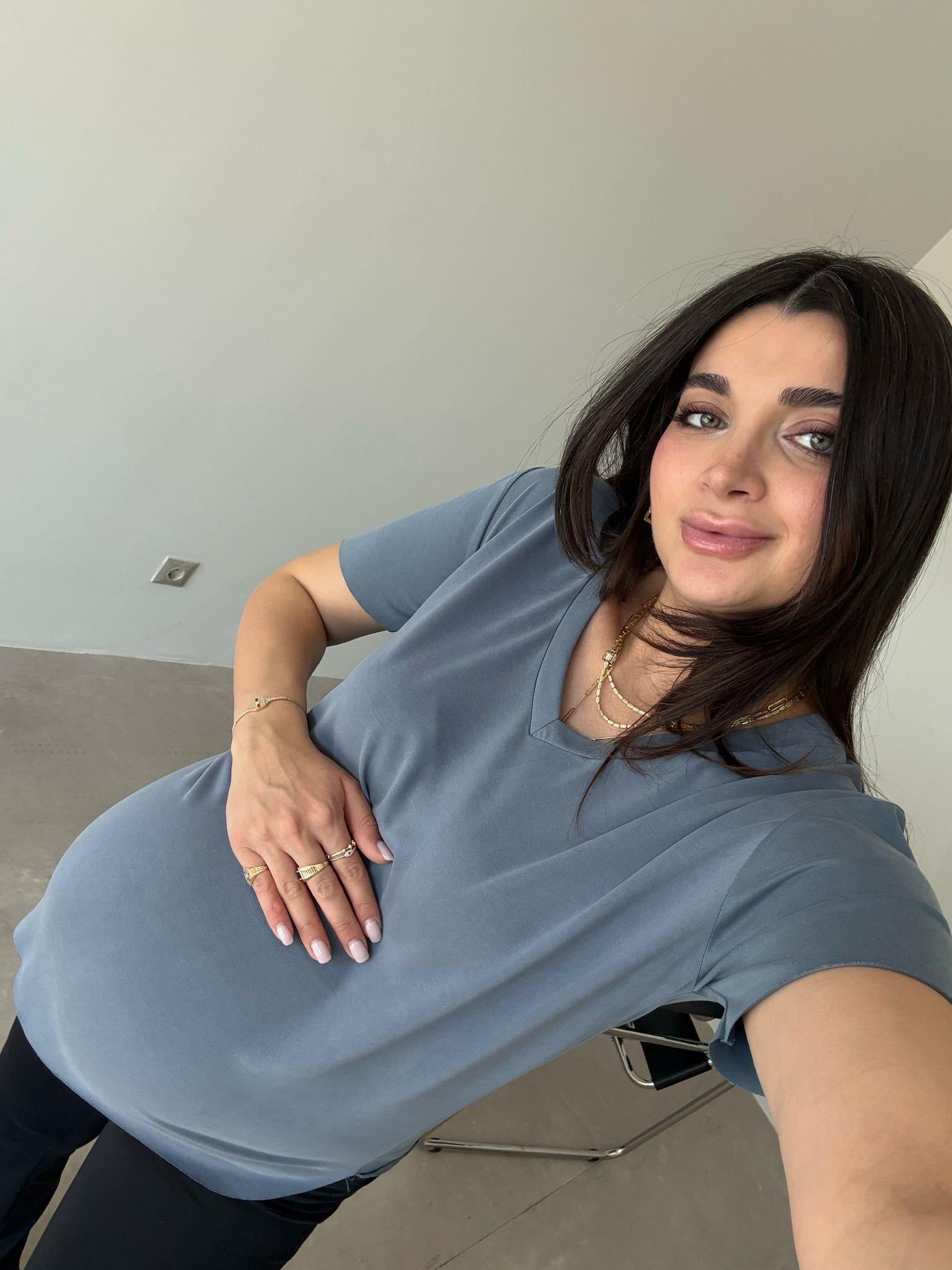 Mavi V Yaka Modal Tişört