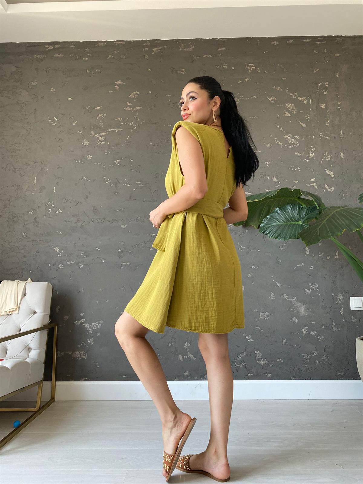 Olive Vatkalı Keten Elbise