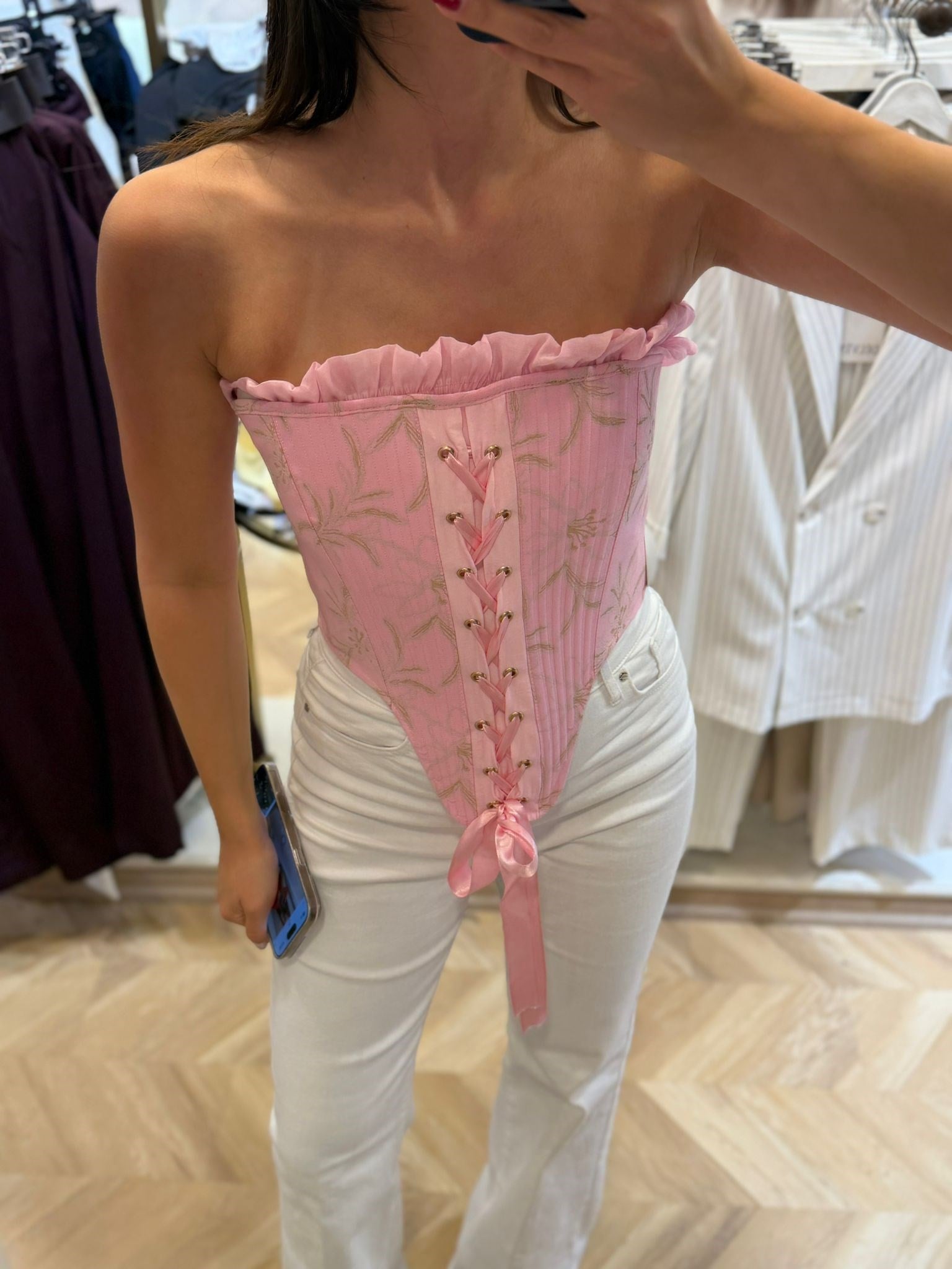 Pembe Balenli Korse