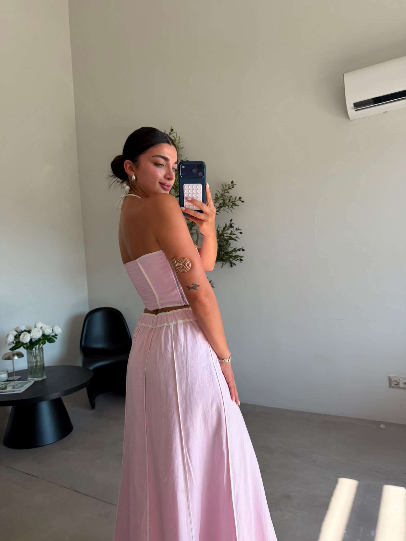 Pembe Boyundan Bağlamalı Etek Korse Takım