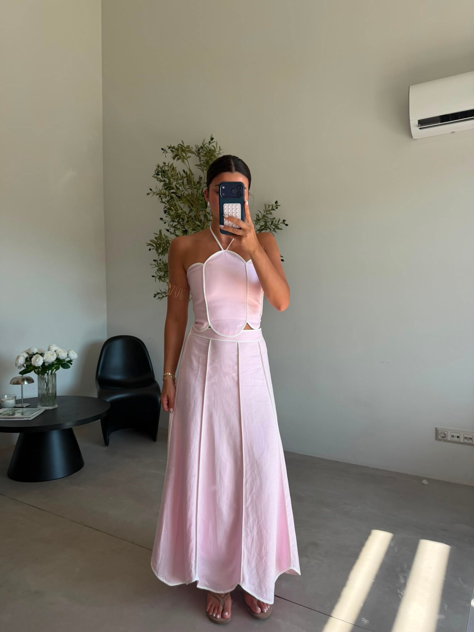 Pembe Boyundan Bağlamalı Etek Korse Takım