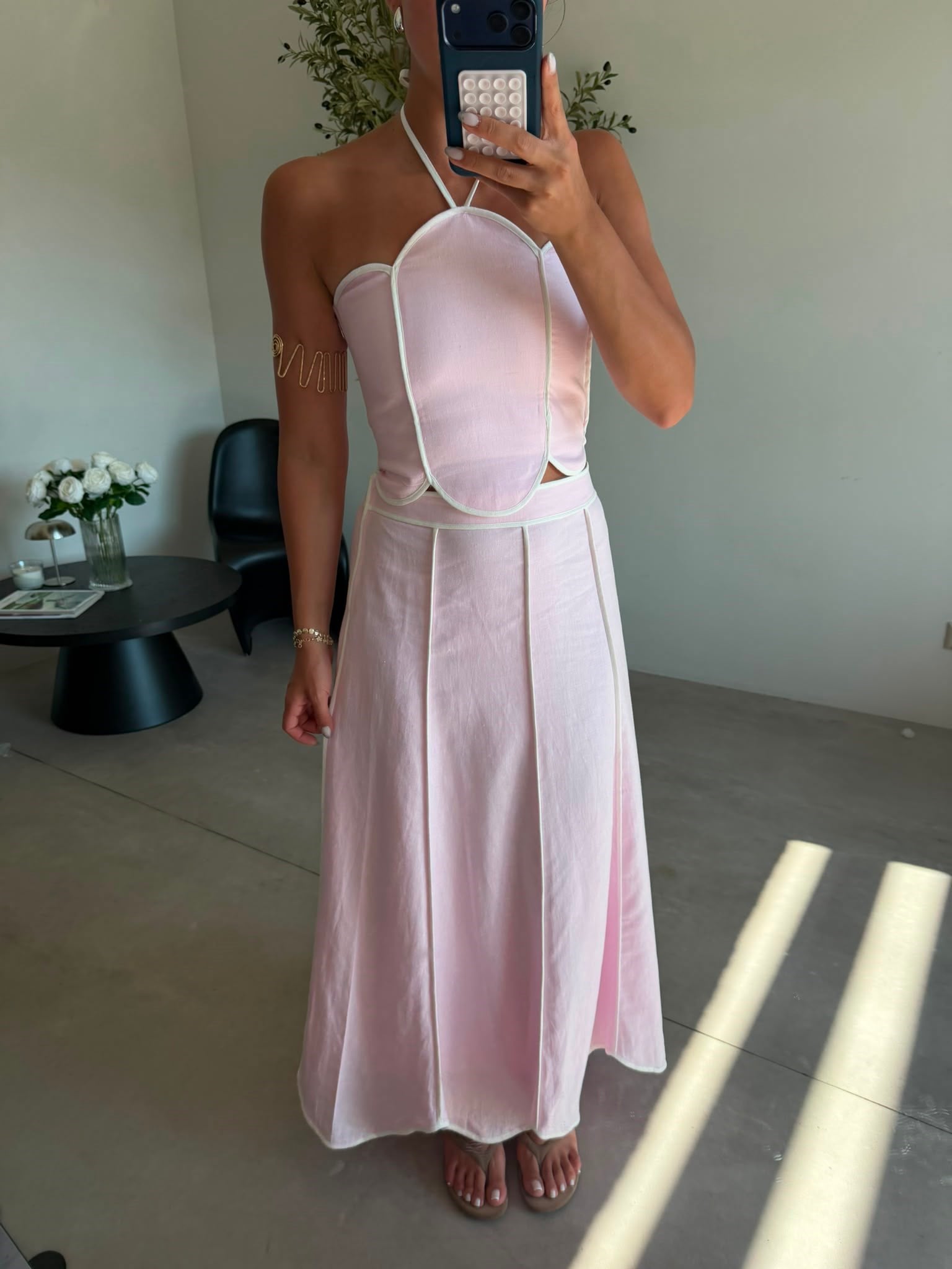 Pembe Boyundan Bağlamalı Etek Korse Takım