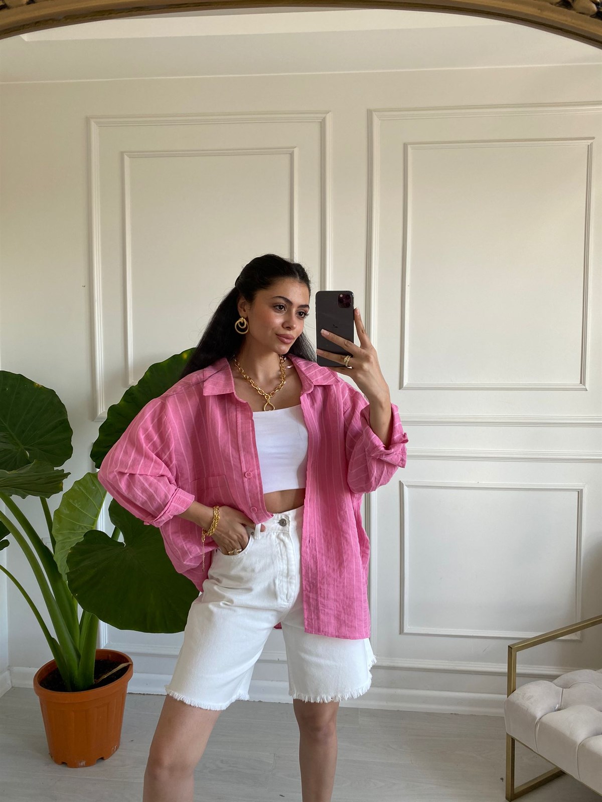 Pembe Çizgili Omzu Düşük Gömlek