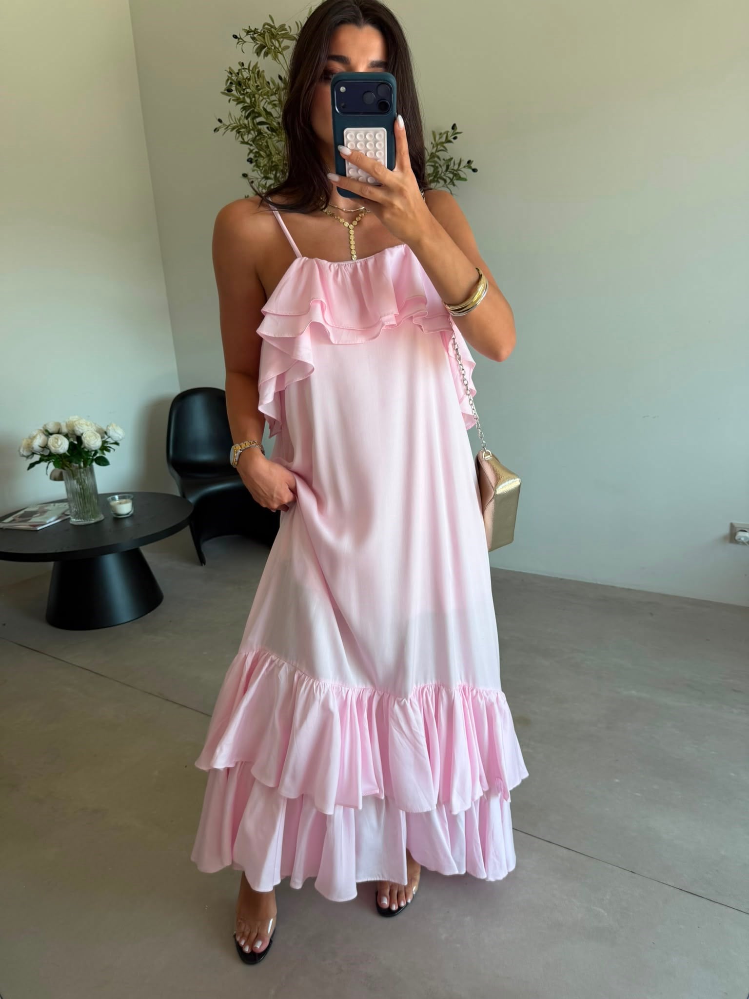 Pembe Fırfırlı Askılı Elbise