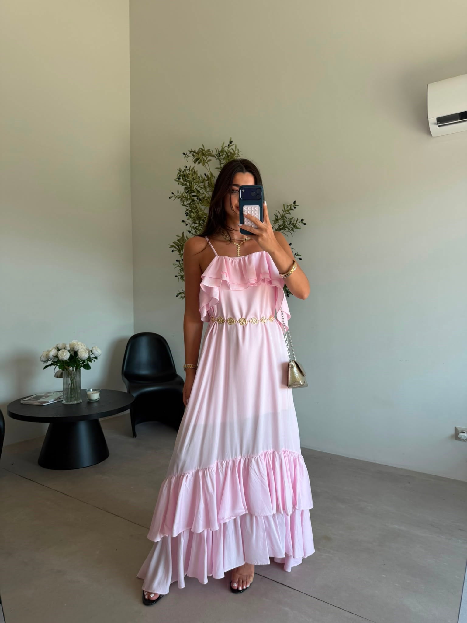 Pembe Fırfırlı Askılı Elbise