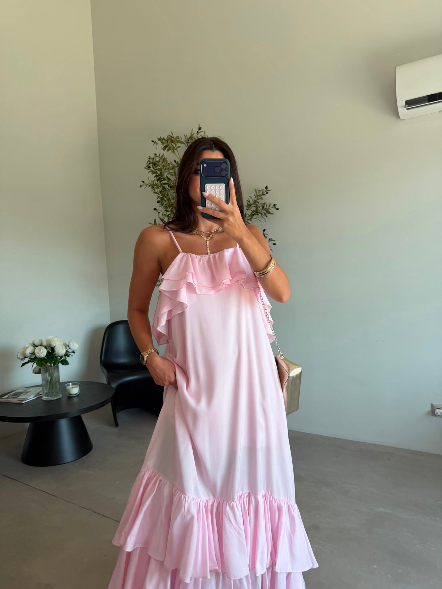 Pembe Fırfırlı Askılı Elbise