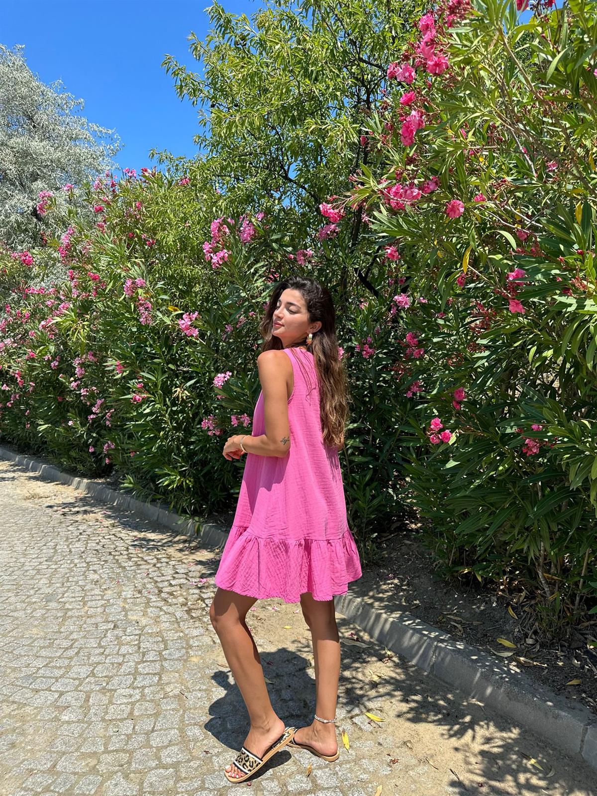 Pembe Kolsuz Keten Elbise