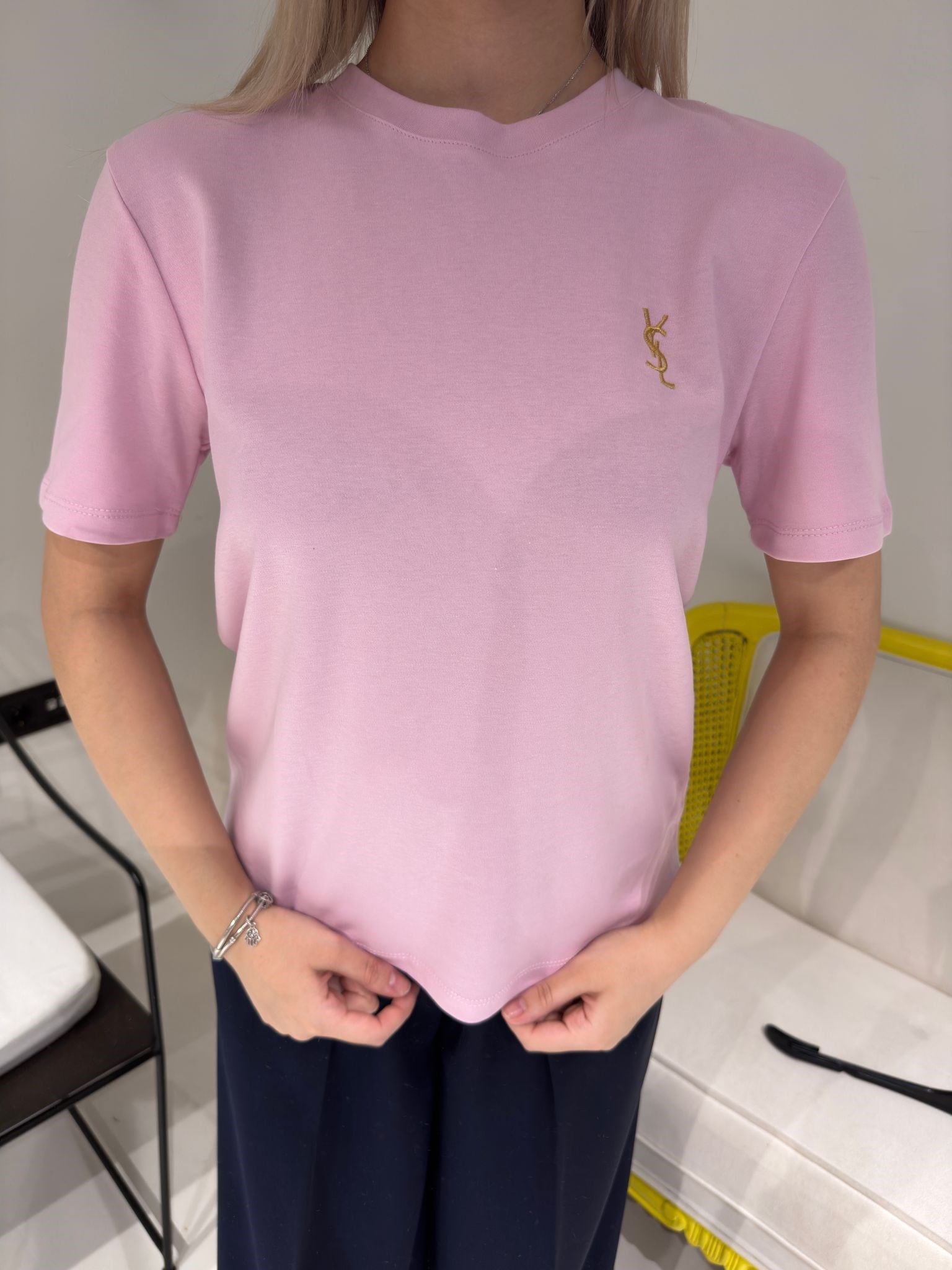 Pembe Marka Model Diana Tişört