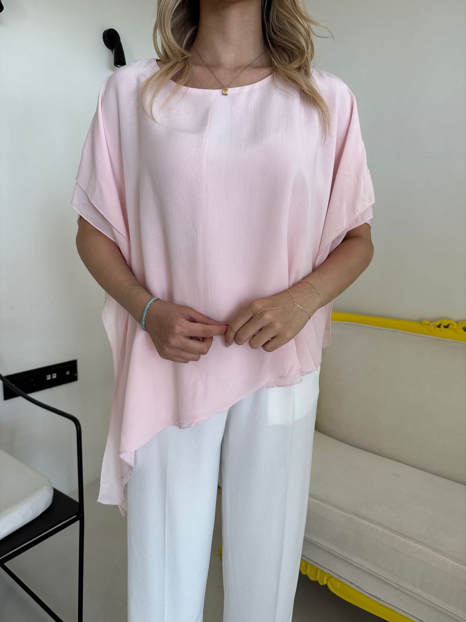Pembe Oversize Asimetrik Bluz
