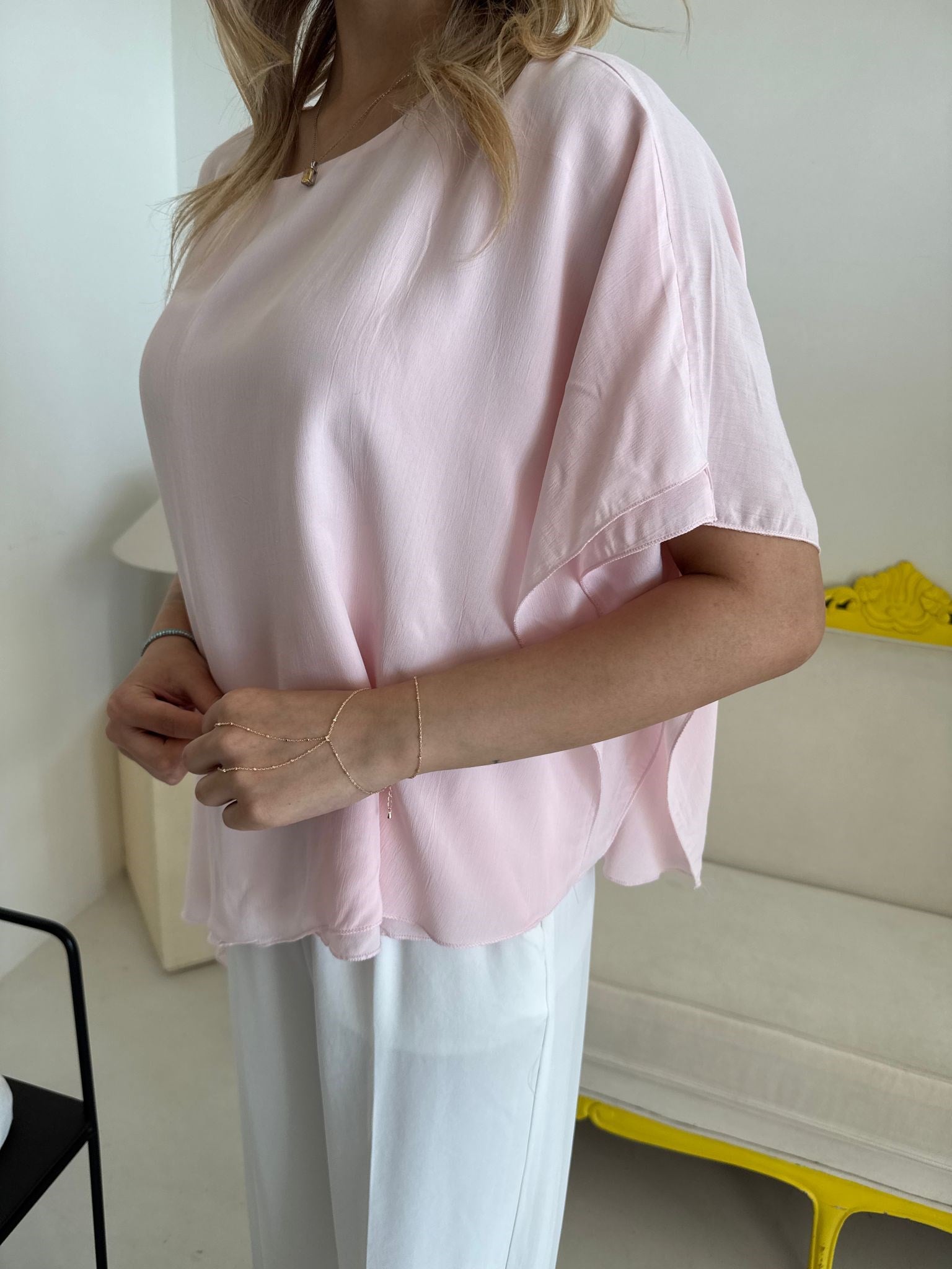 Pembe Oversize Asimetrik Bluz