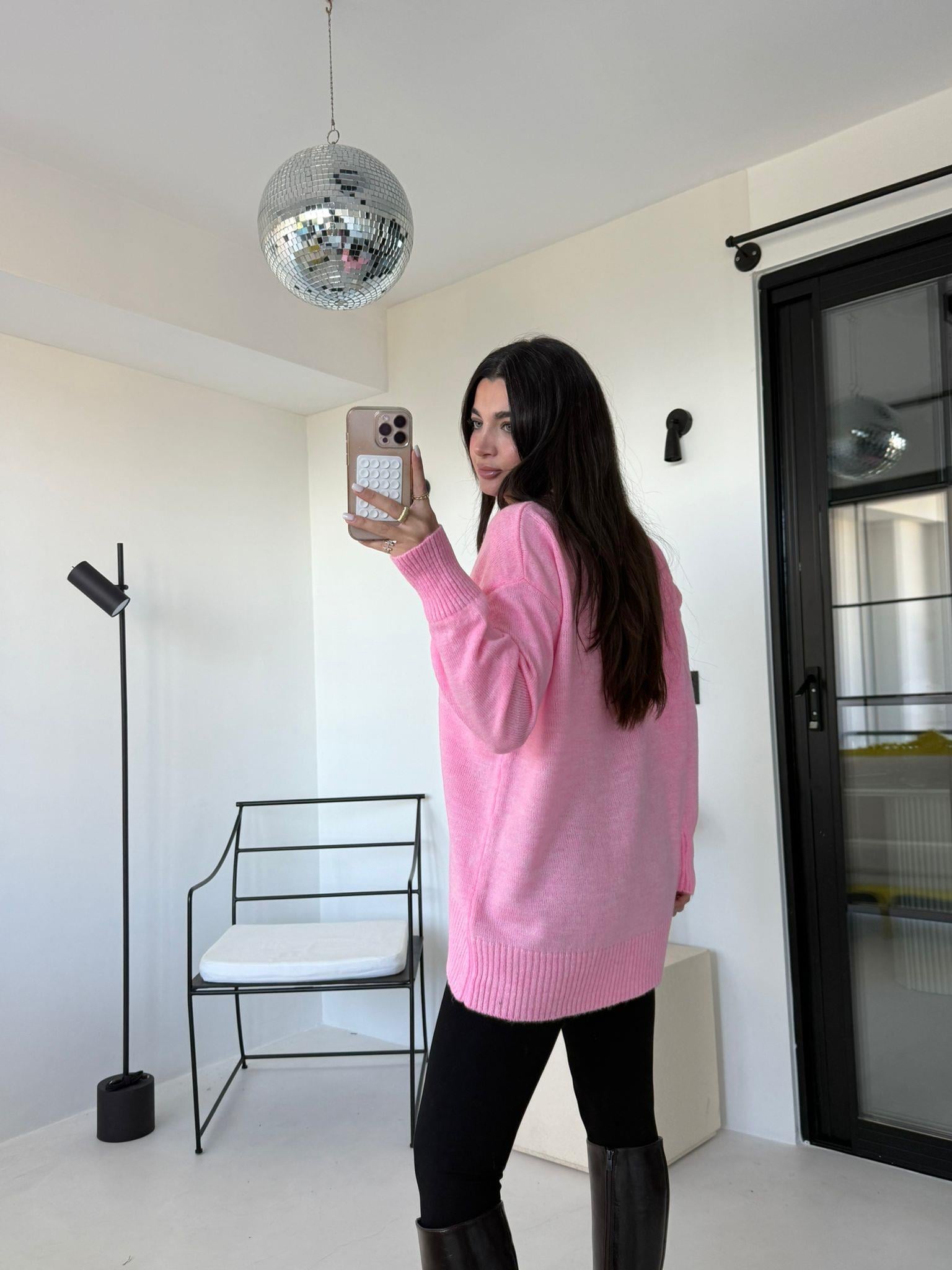 Pembe V Yaka Oversize Kazak