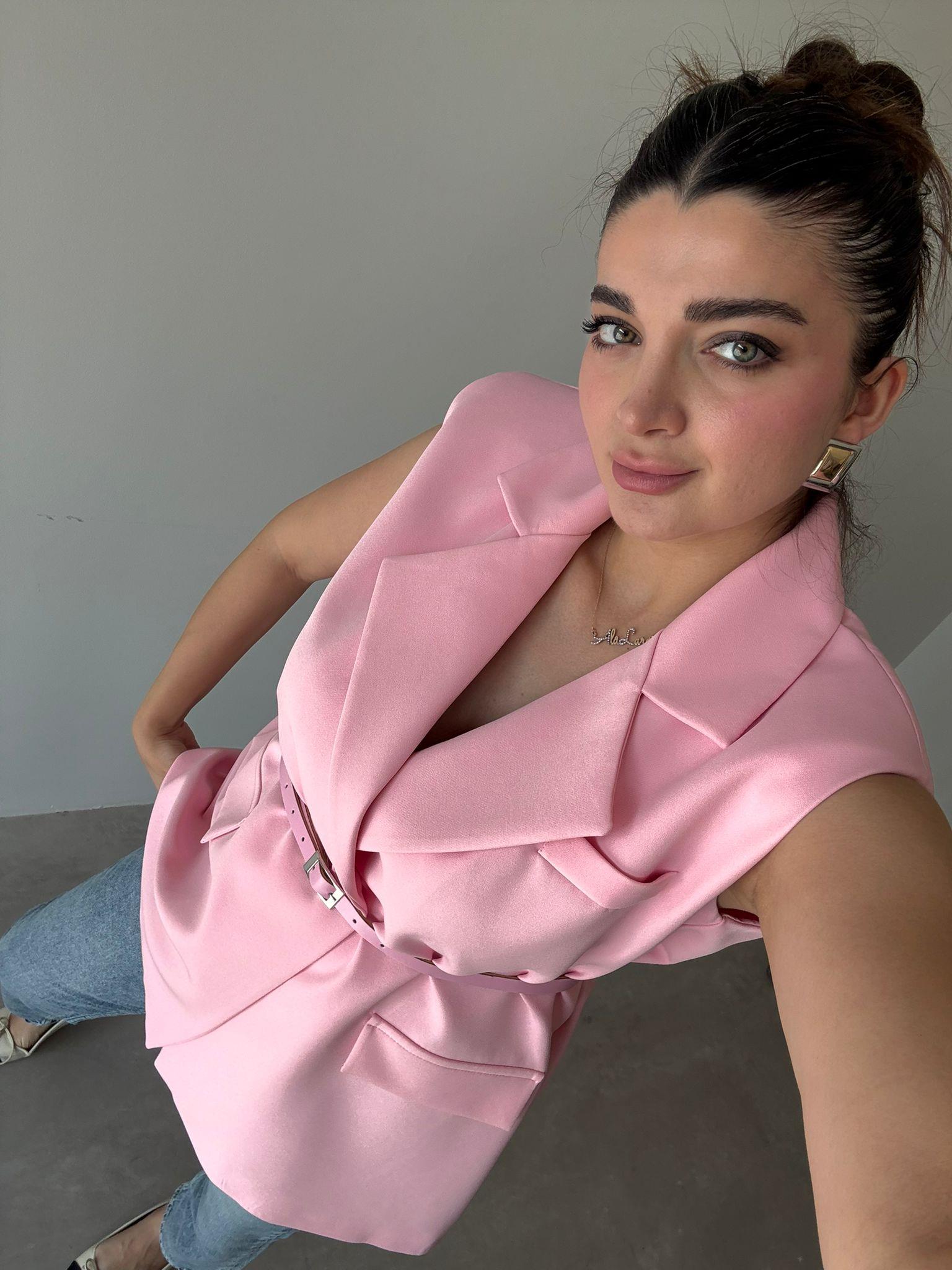 Pembe Vatkalı Kemerli Yelek