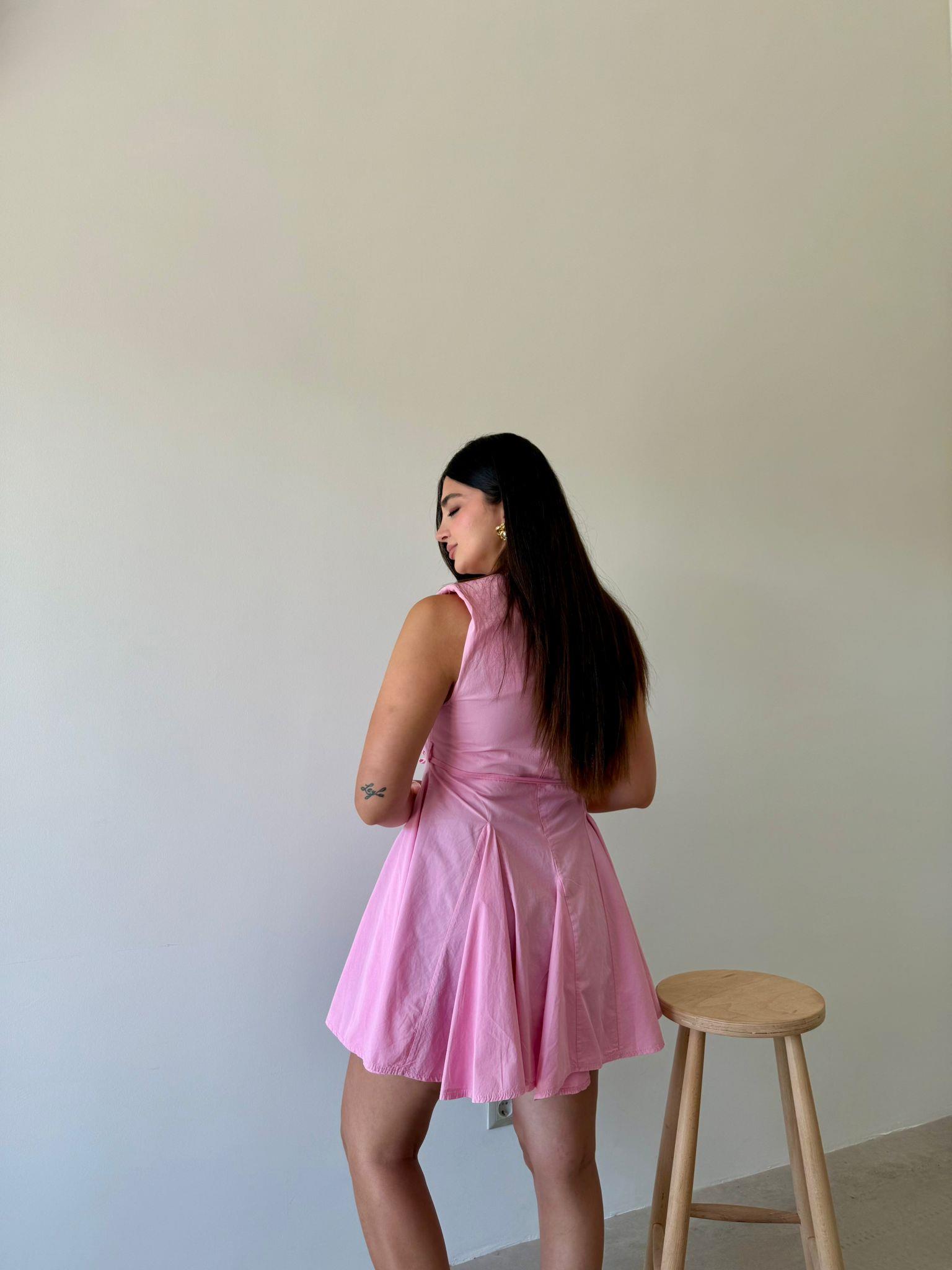 Pembe Vatkalı V Yaka Volanlı Elbise